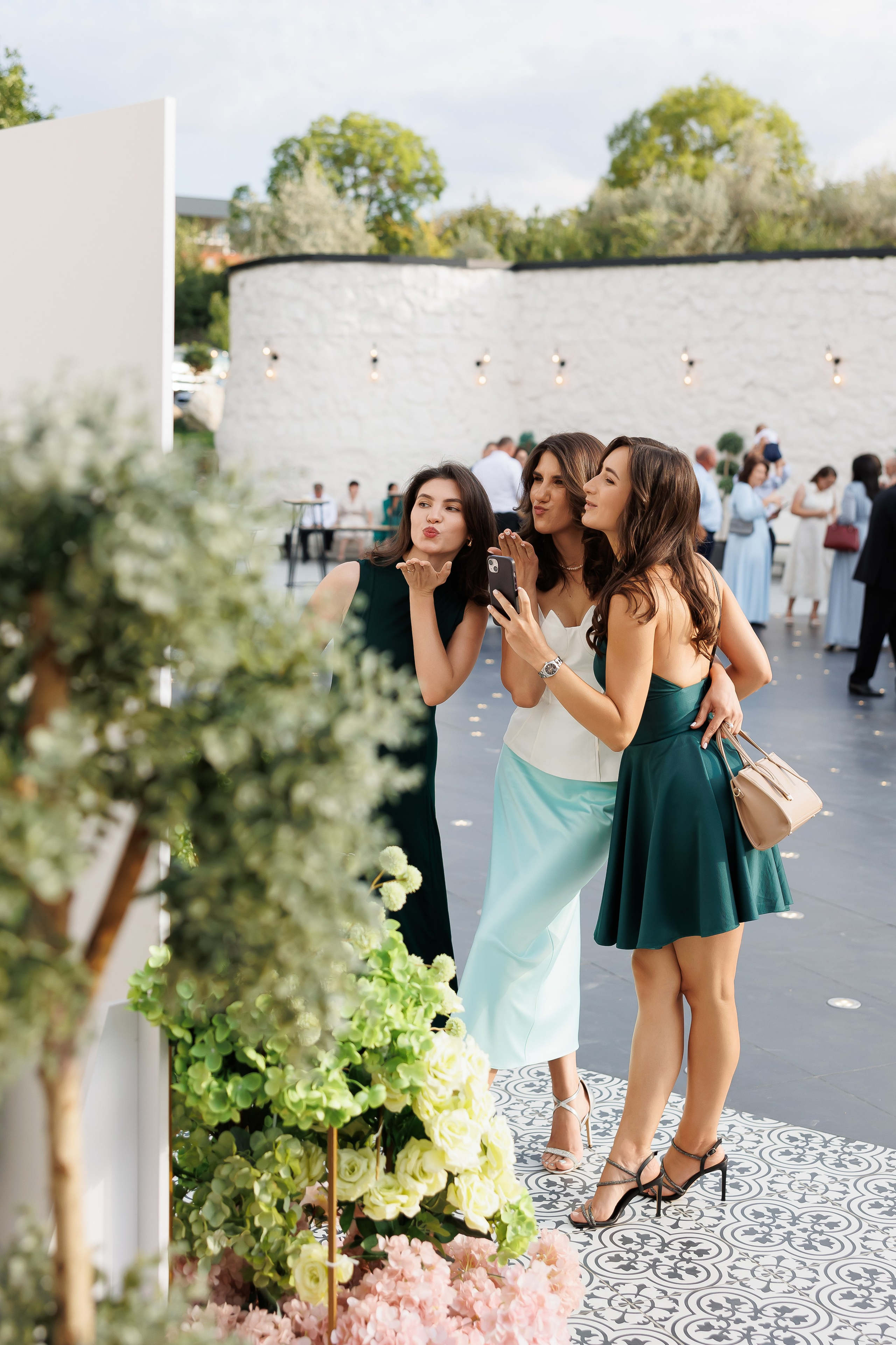 Gabriel & Evelina — Lago — Wedding Day. Servicii Foto și Video 067188353