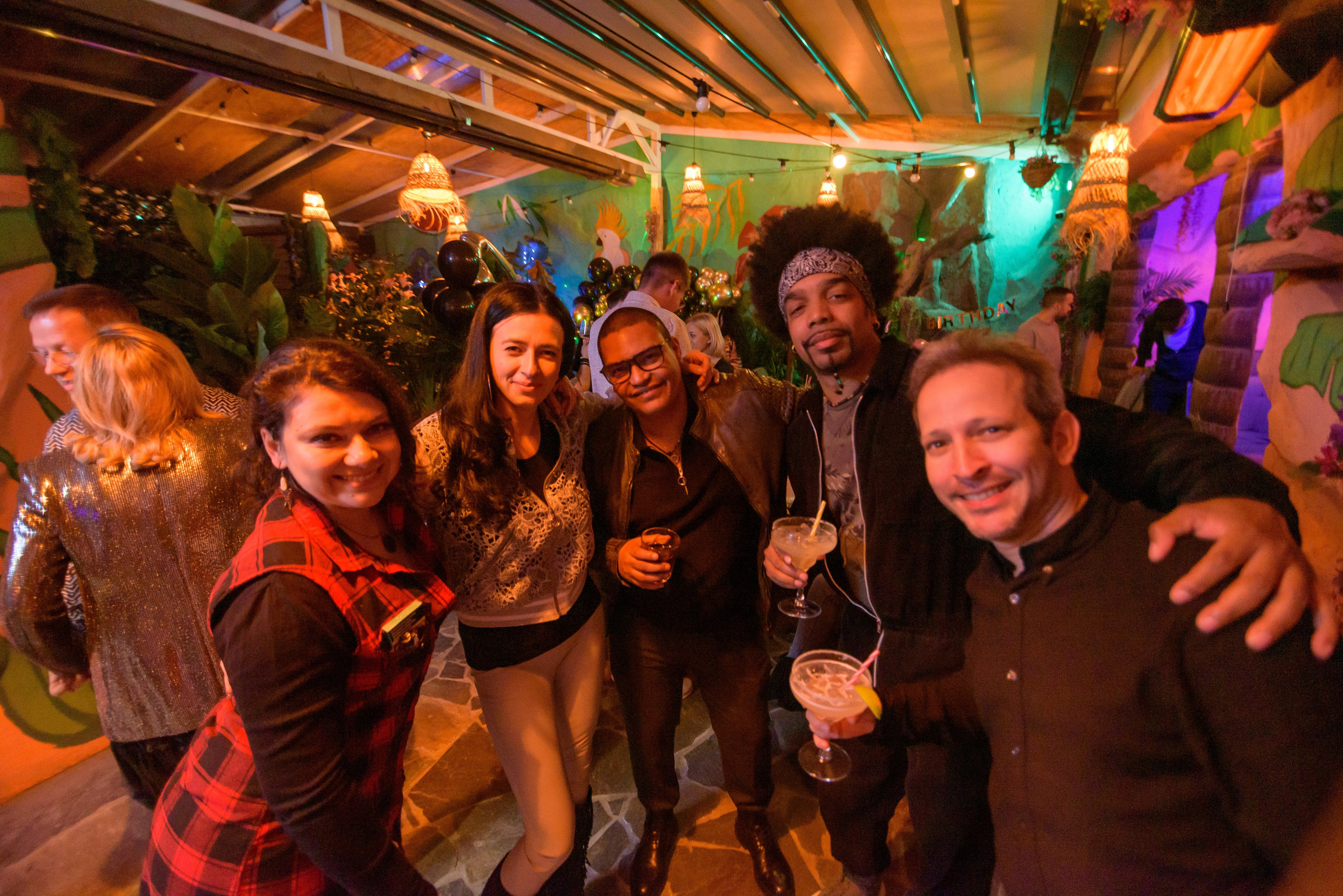 40th anniversary, birthday photographer, birthday parties, club photography, party photographer, private party photographer, Cuban club photographer, Bucharest photographer, professional photographer Bucharest