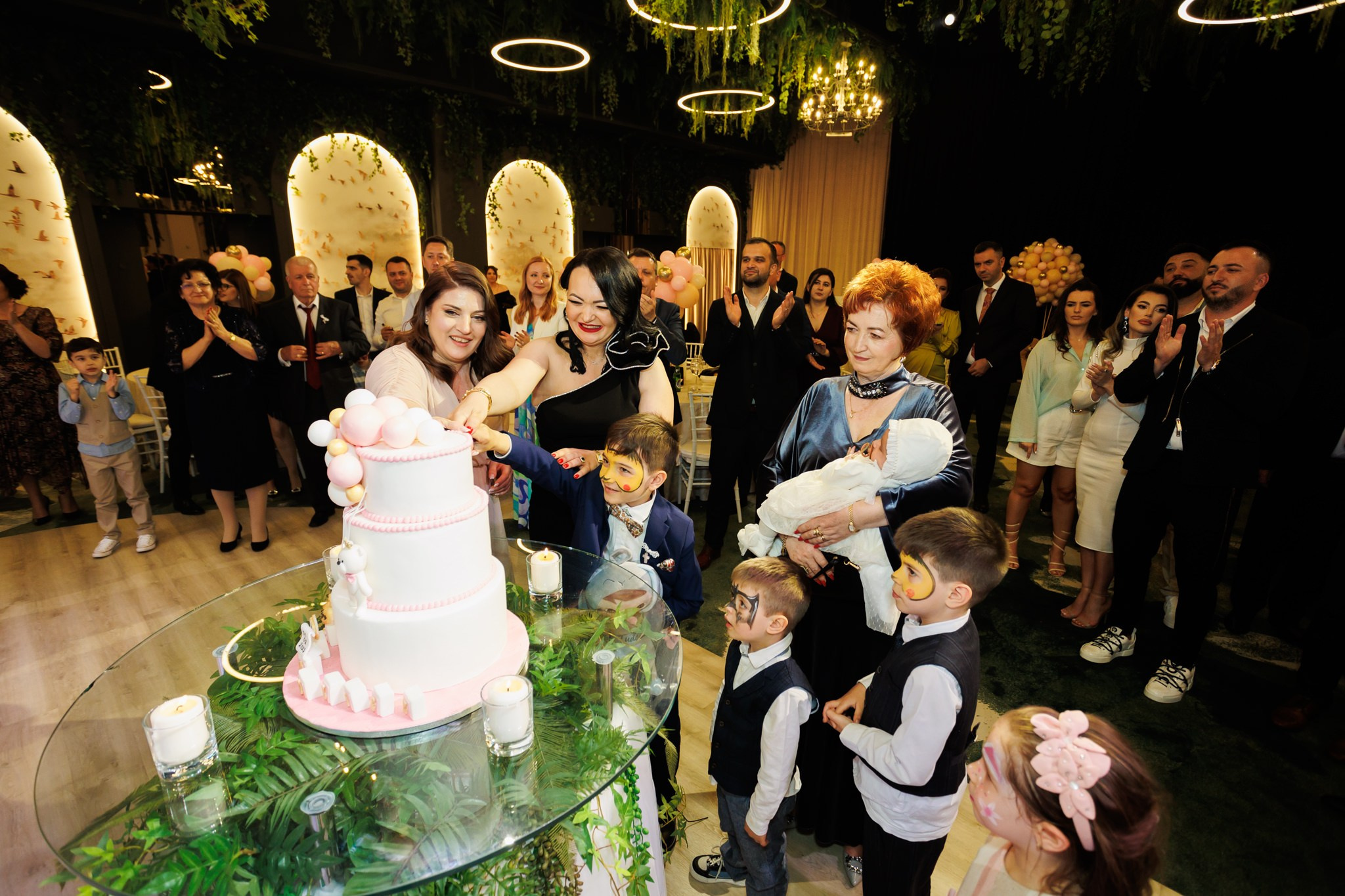 Botez Aria Ilinca - Manu Ivanciu. Wedding Photographer in Bucharest — Manu Ivanciu