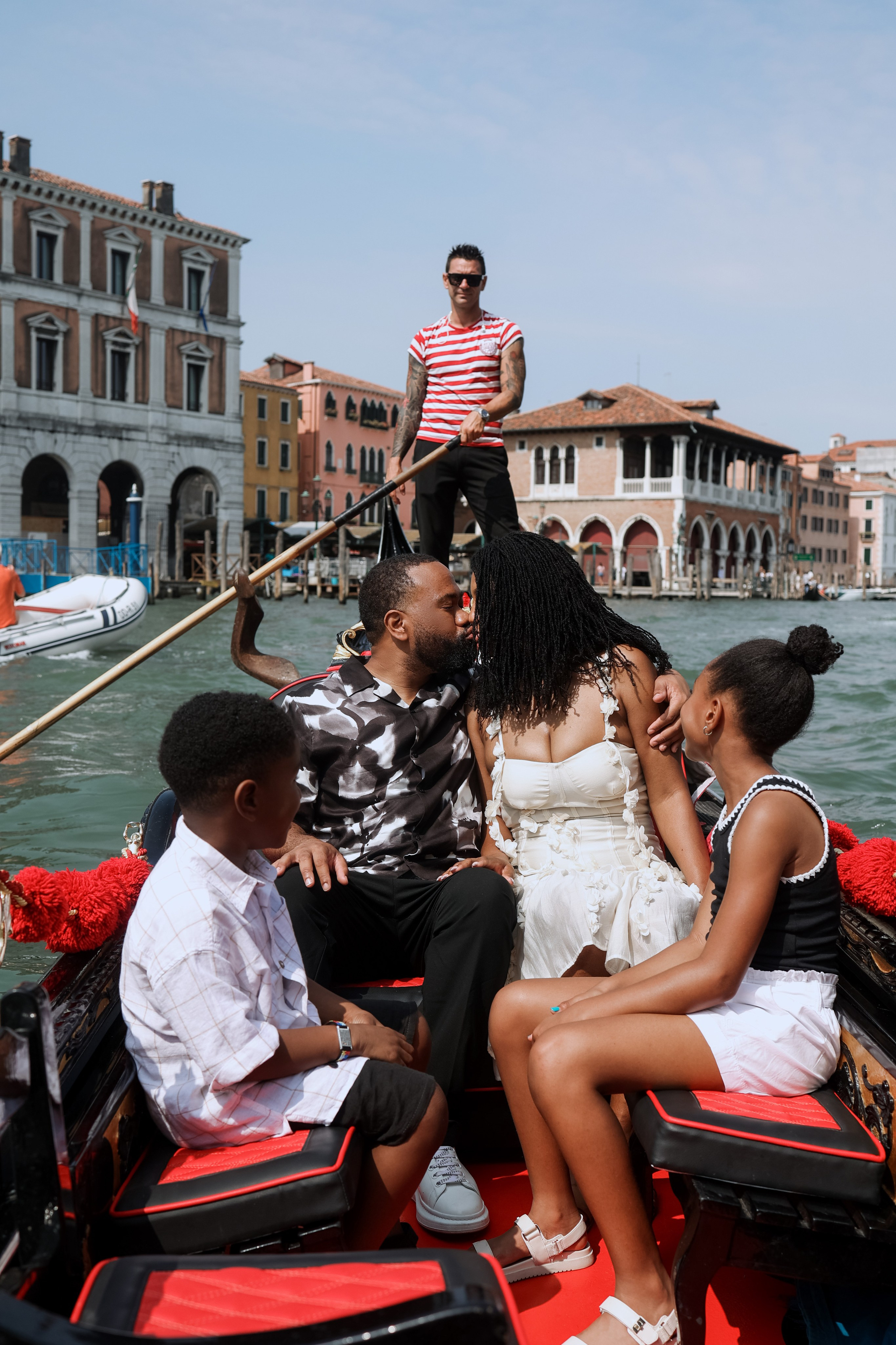 Family photographer in Italy 