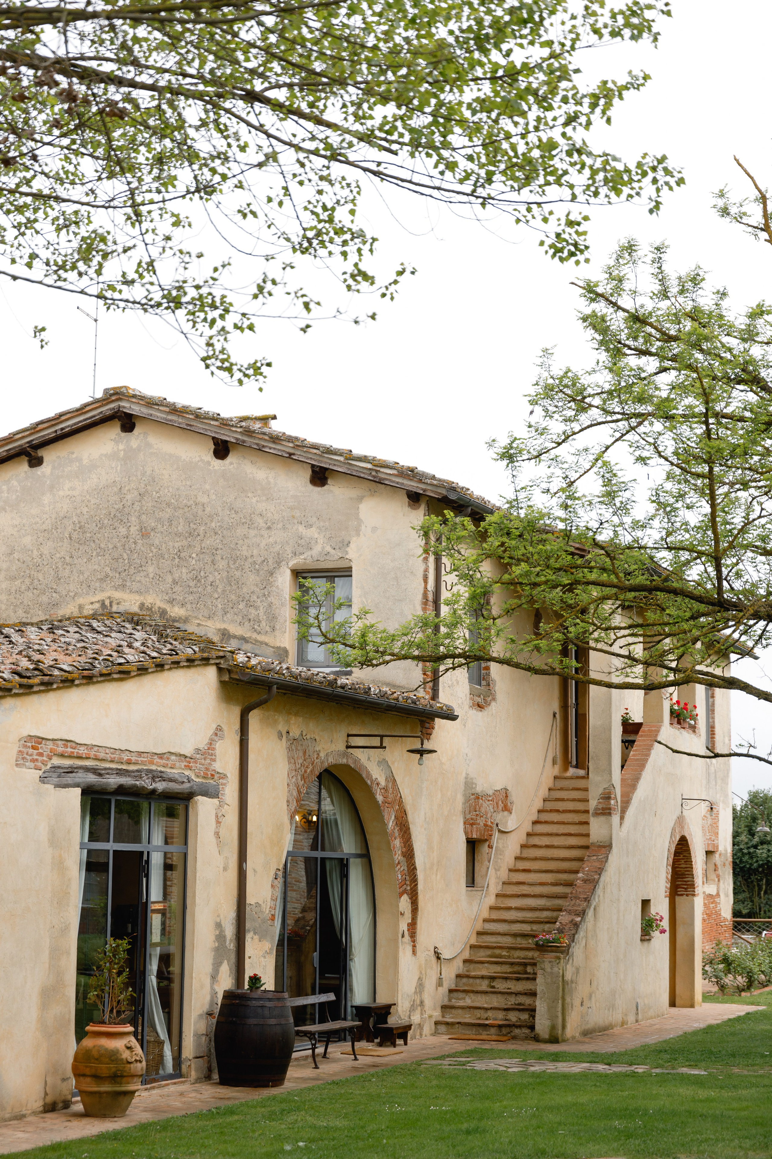 Wedding photographer Italy Rome, Tuscany, Lake Como, Sicily, Puglia. Wedding Photographer Rome Tuscany Como Sicily Puglia Amalfy Italy- Oksana Savenchuk