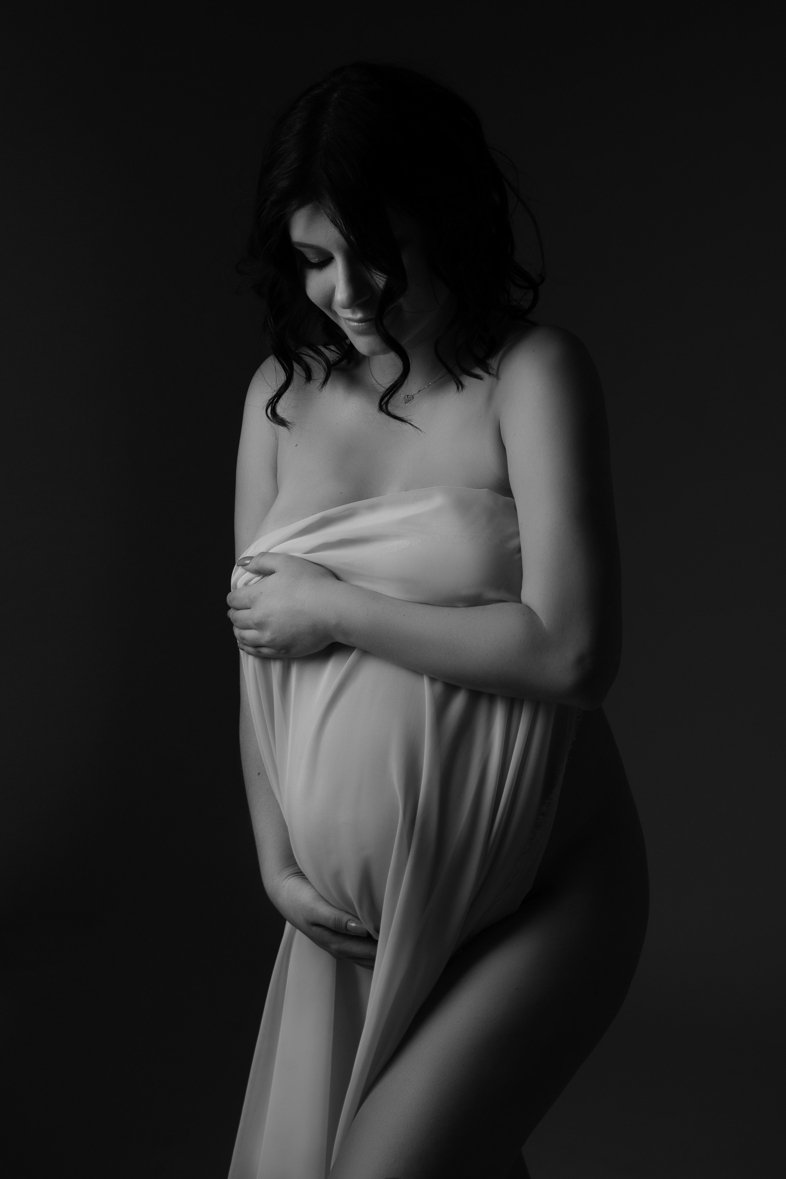 Sesja ciążowa w wyjątkowym wydaniu. Fotografia ciążowa w Łodzi.