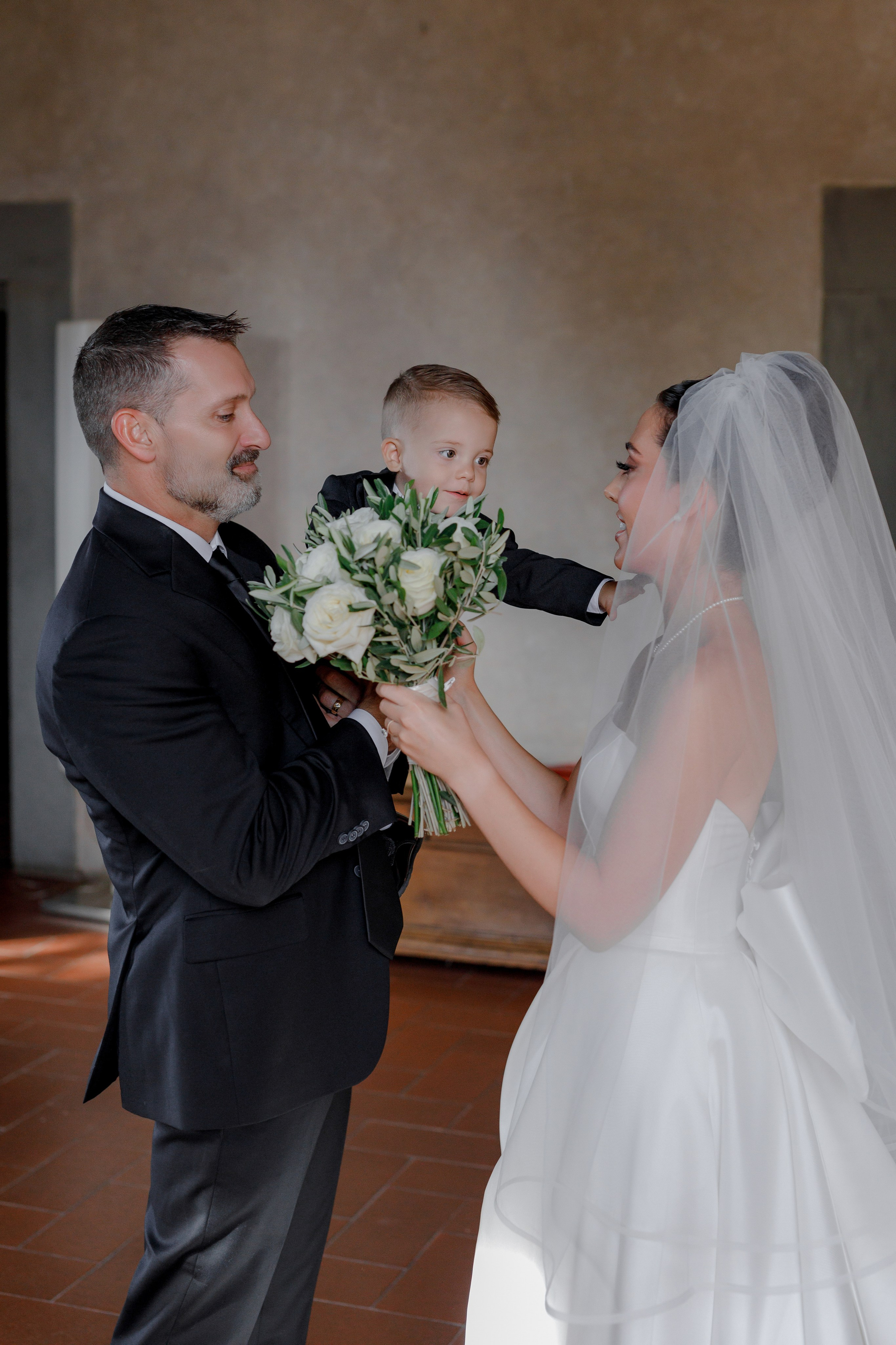 Dom&Ally. Wedding photographer Italy