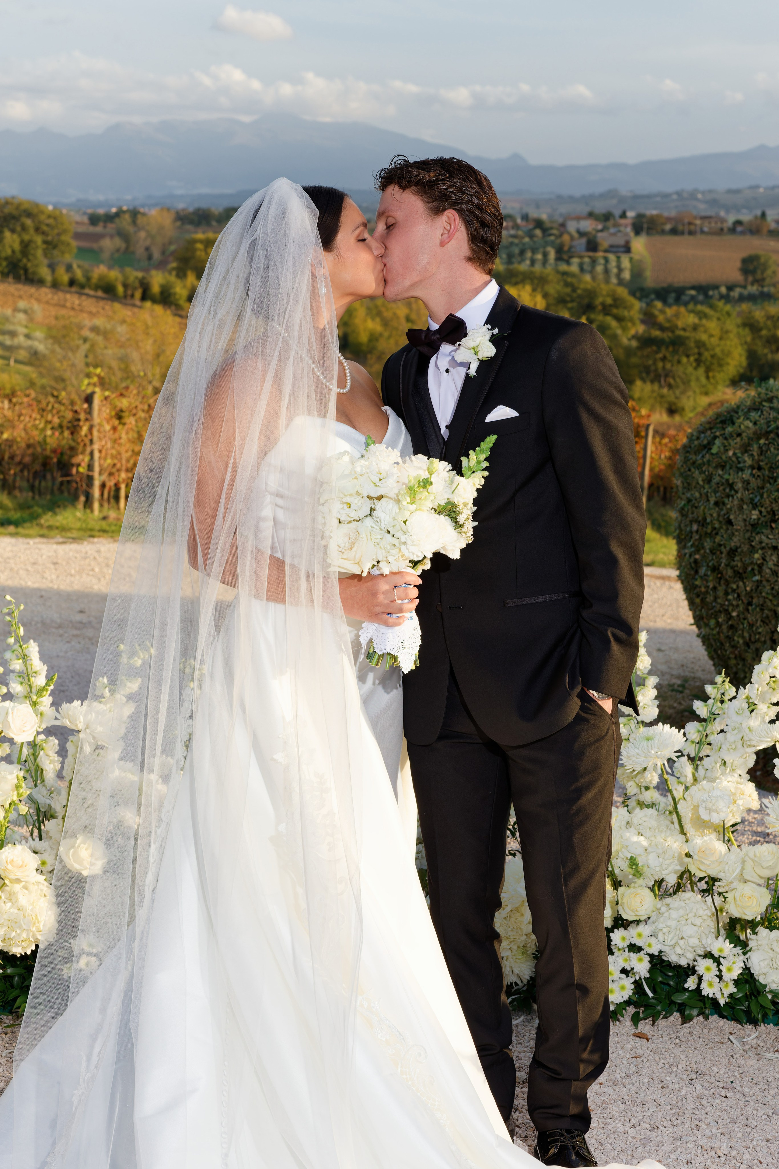 Wedding at Fonte Sala, Umbria Preview