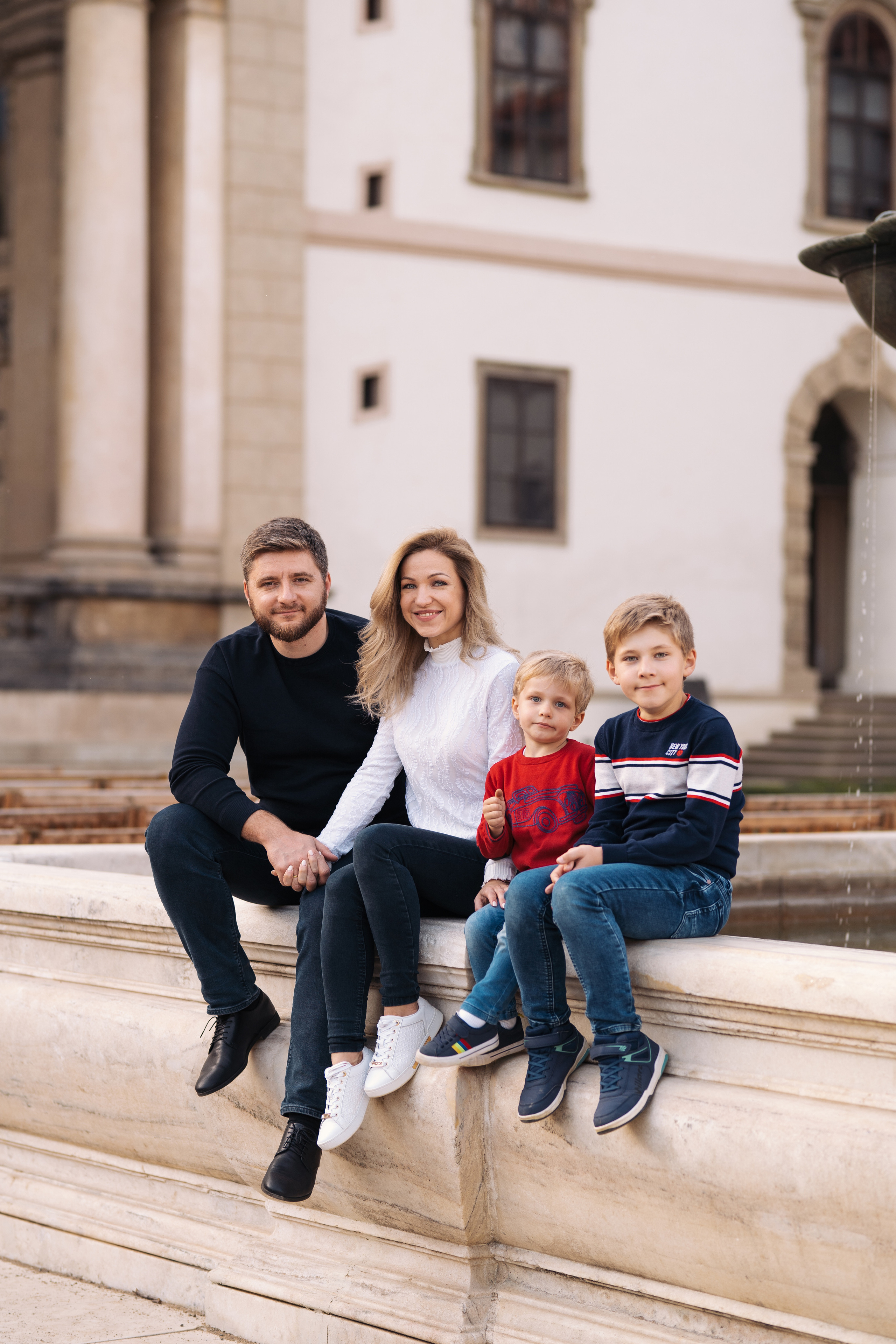 Family Portrait Photography Madrid. Photographer in Madrid, Spain. Alyona Belyaninova