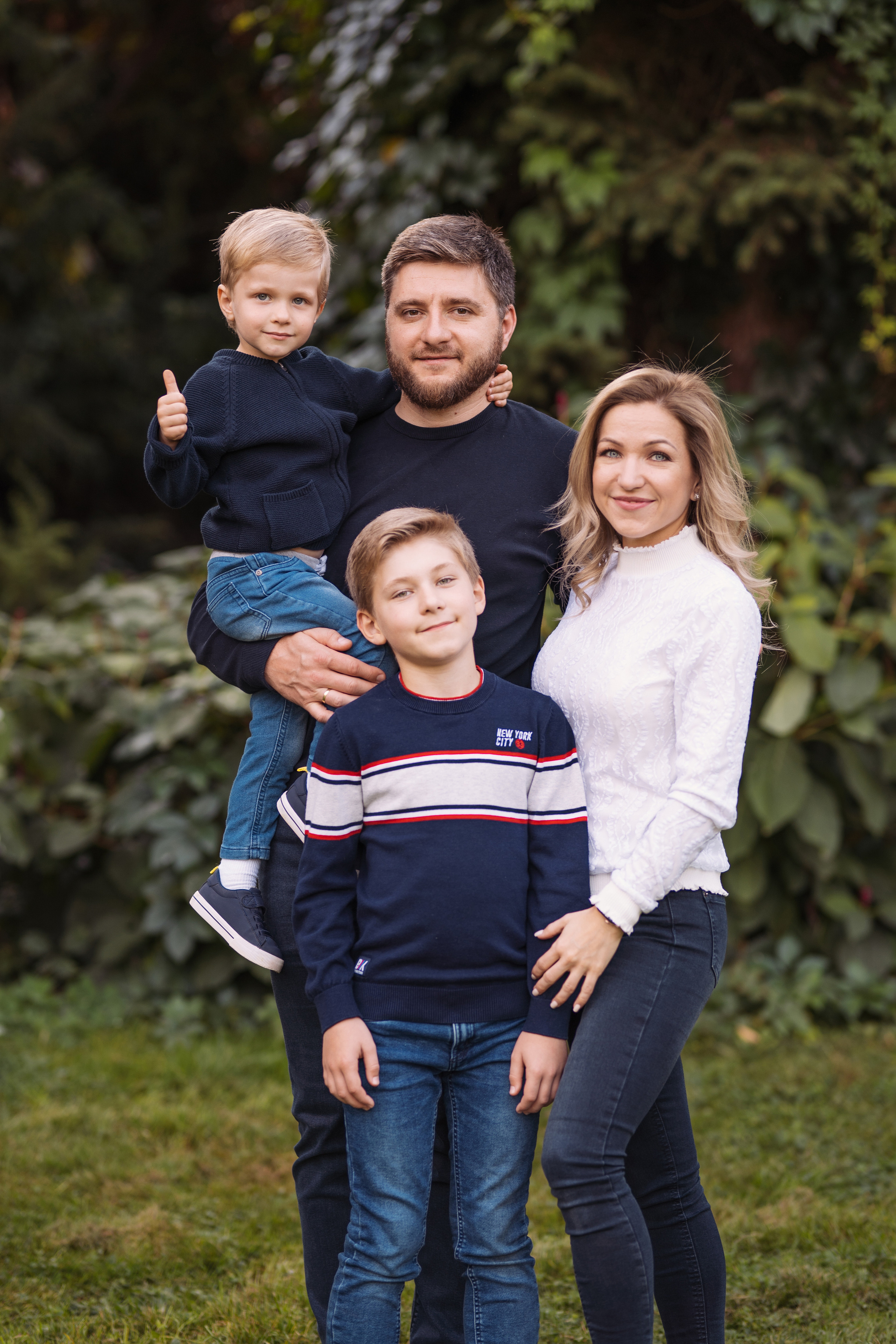 Family Portrait Photography Madrid. Photographer in Madrid, Spain. Alyona Belyaninova