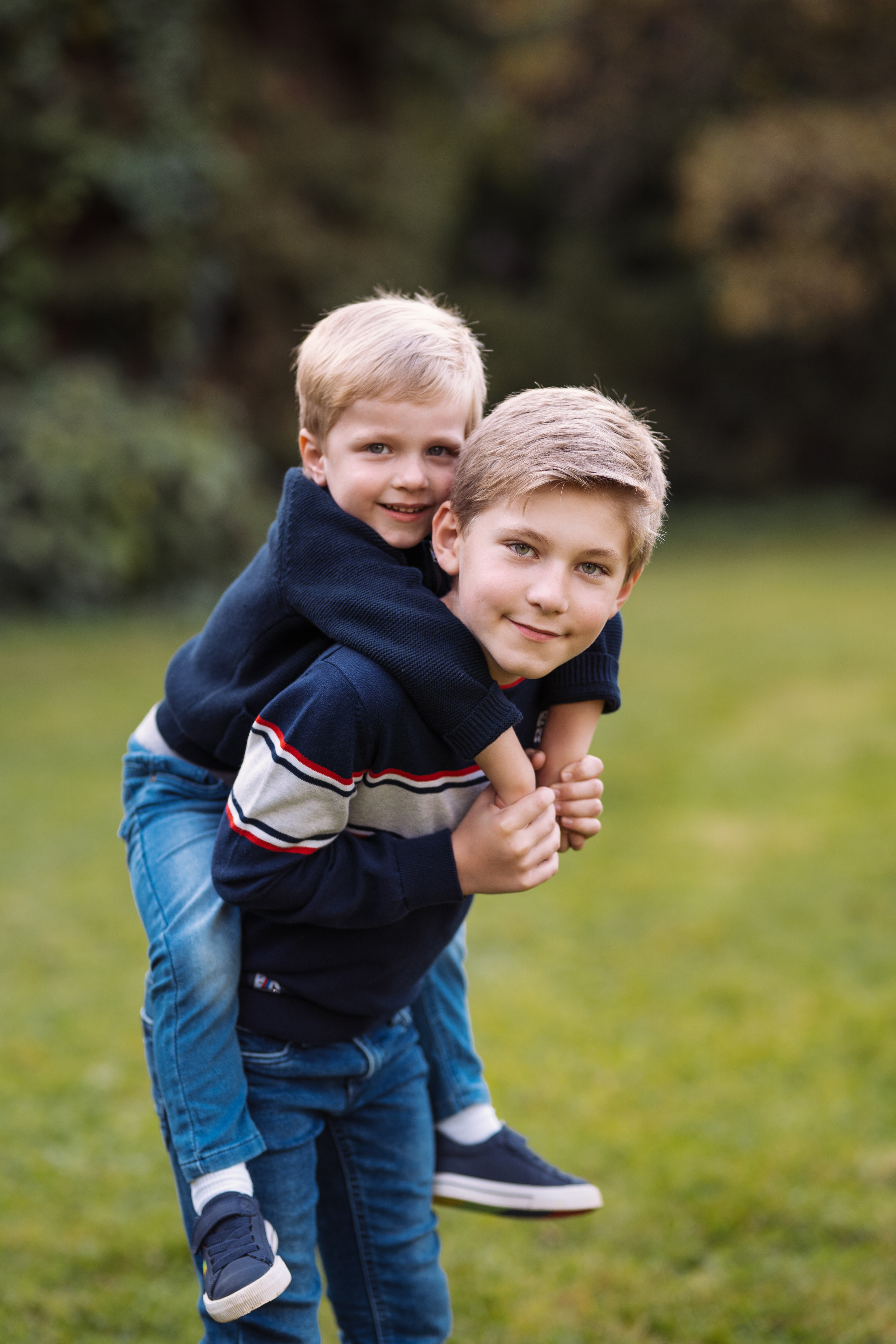 Family Portrait Photography Madrid. Photographer in Madrid, Spain. Alyona Belyaninova