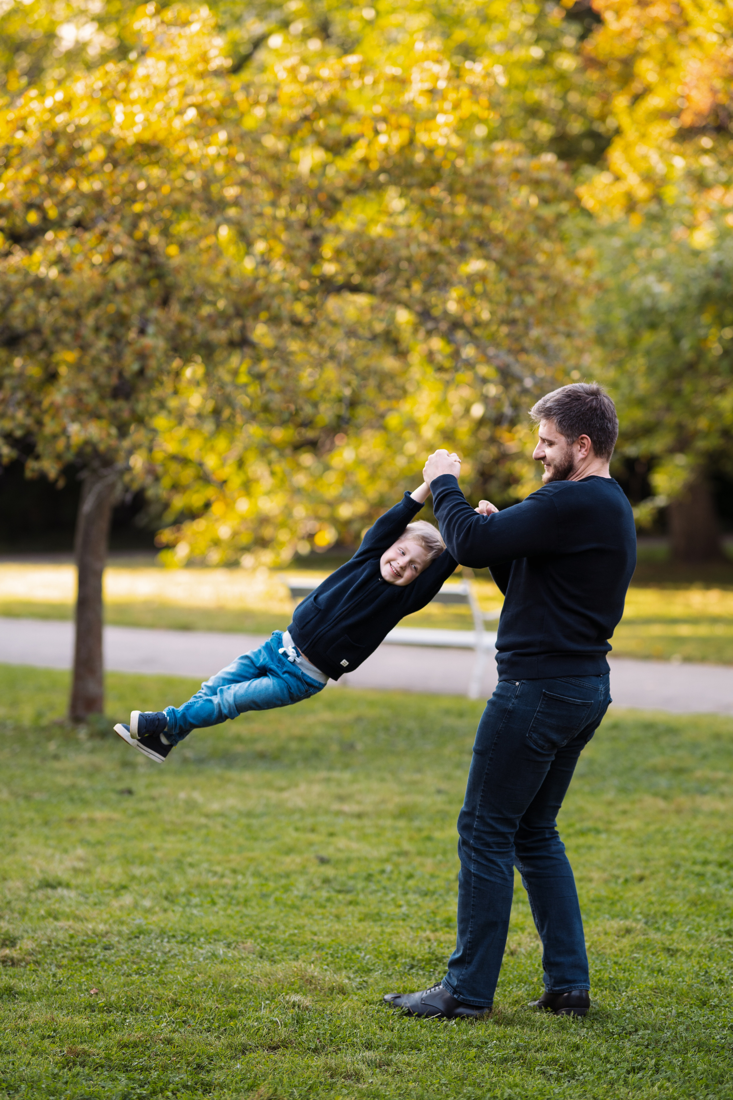 Family Portrait Photography Madrid. Photographer in Madrid, Spain. Alyona Belyaninova