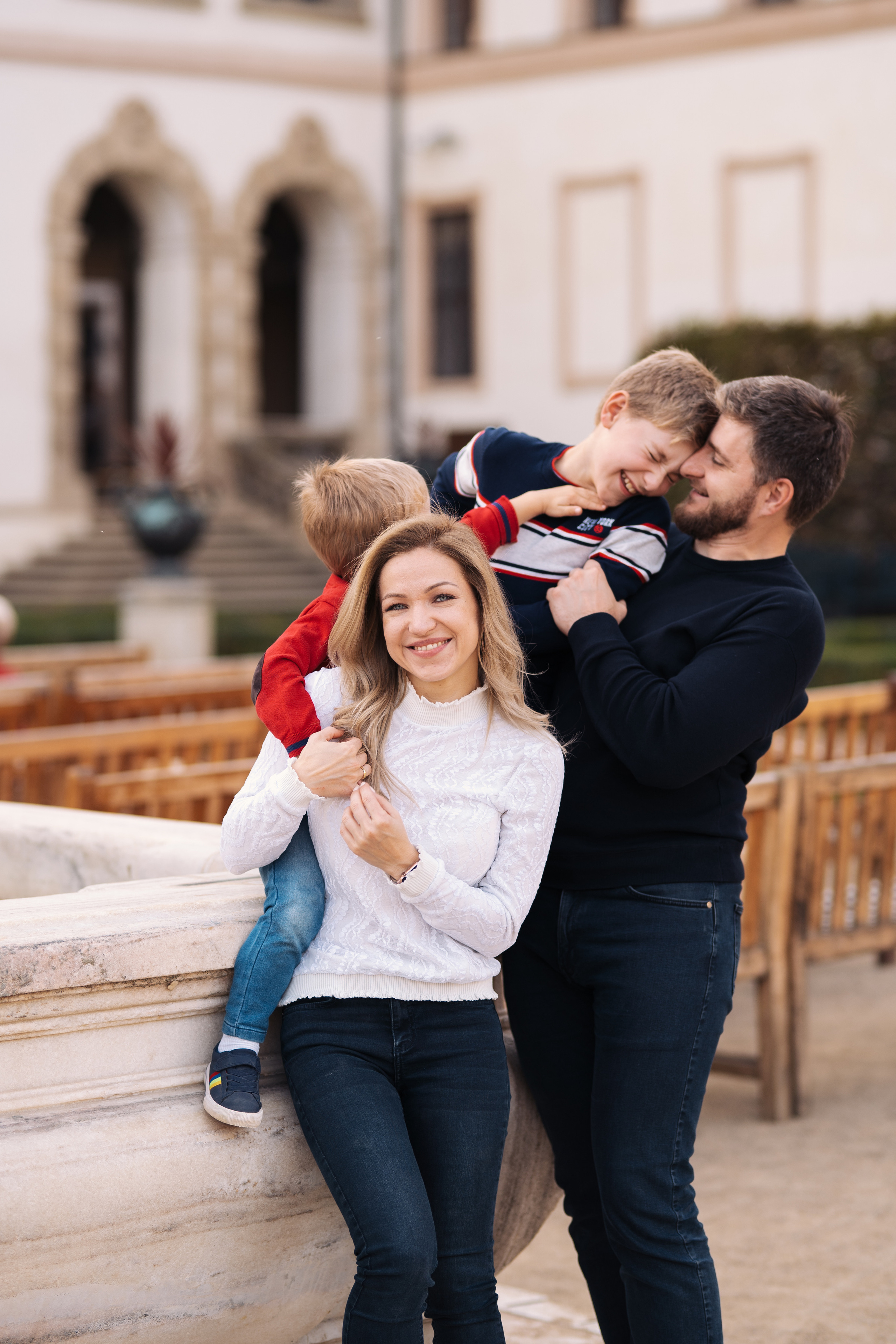 Family Portrait Photography Madrid. Photographer in Madrid, Spain. Alyona Belyaninova