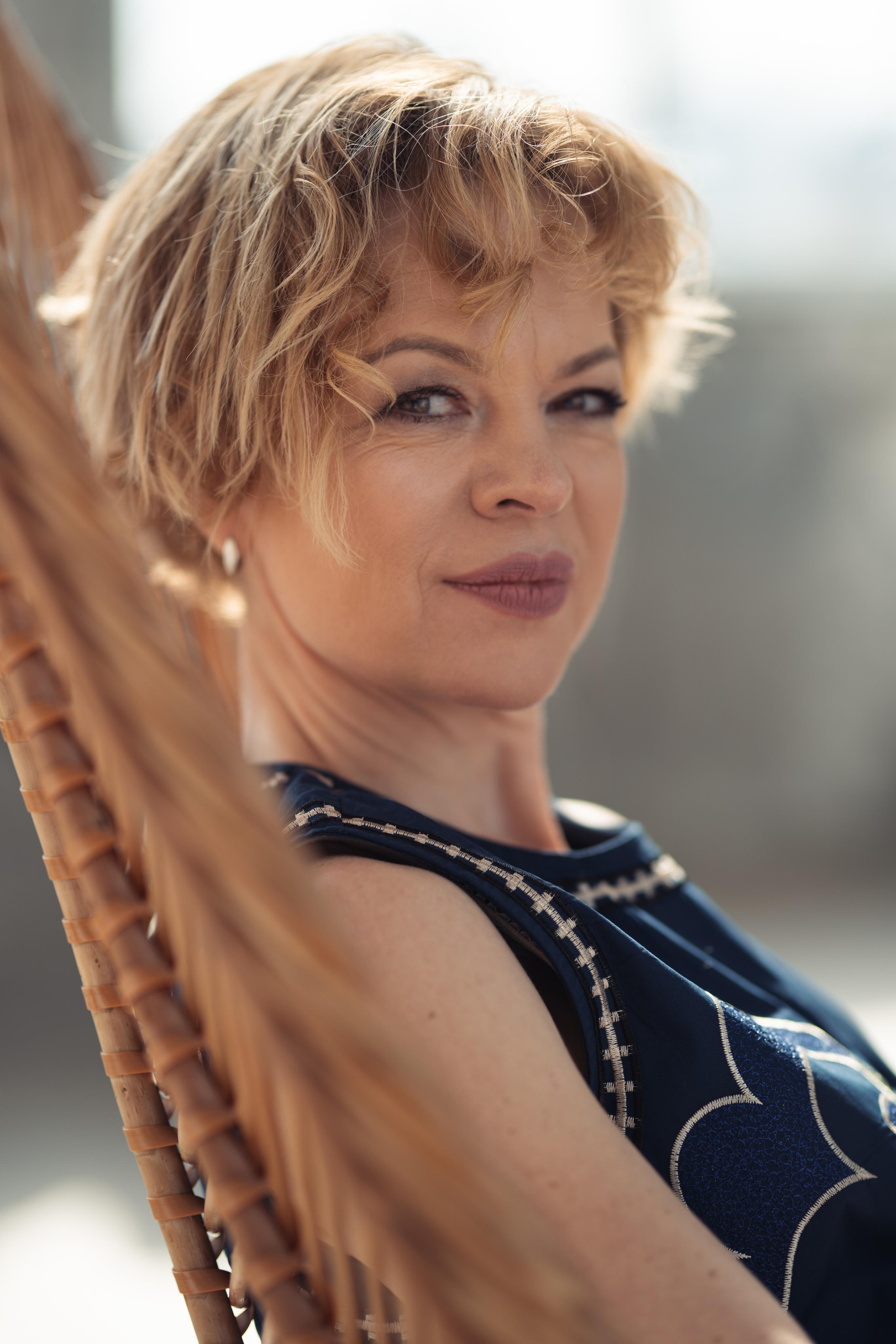 Editorial portraits Spain. Photographer in Madrid, Spain. Alyona Belyaninova