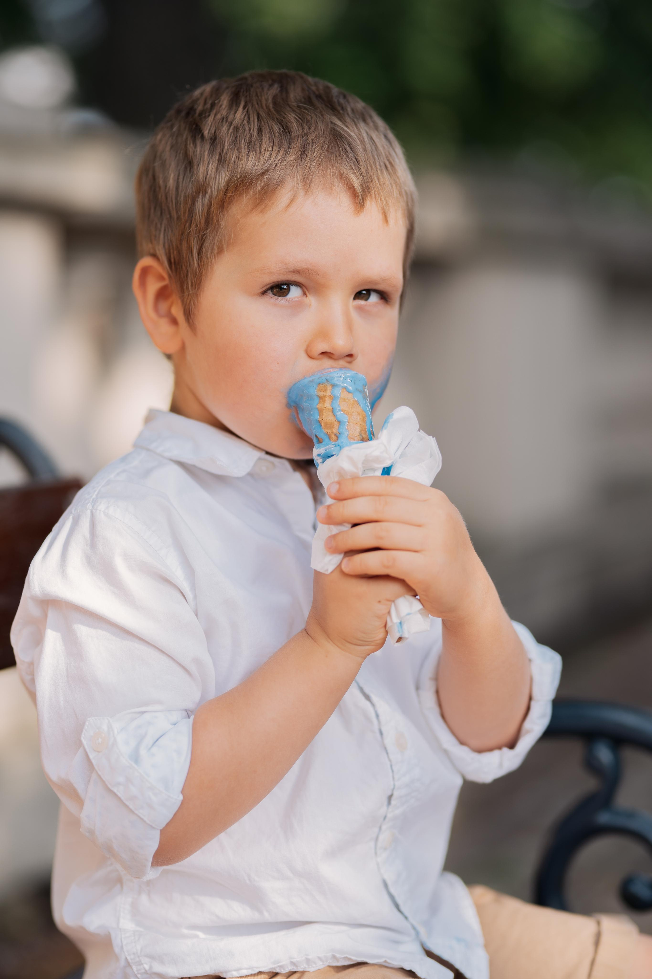 Mom and son photo session. Photographer in Madrid, Spain. Alyona Belyaninova