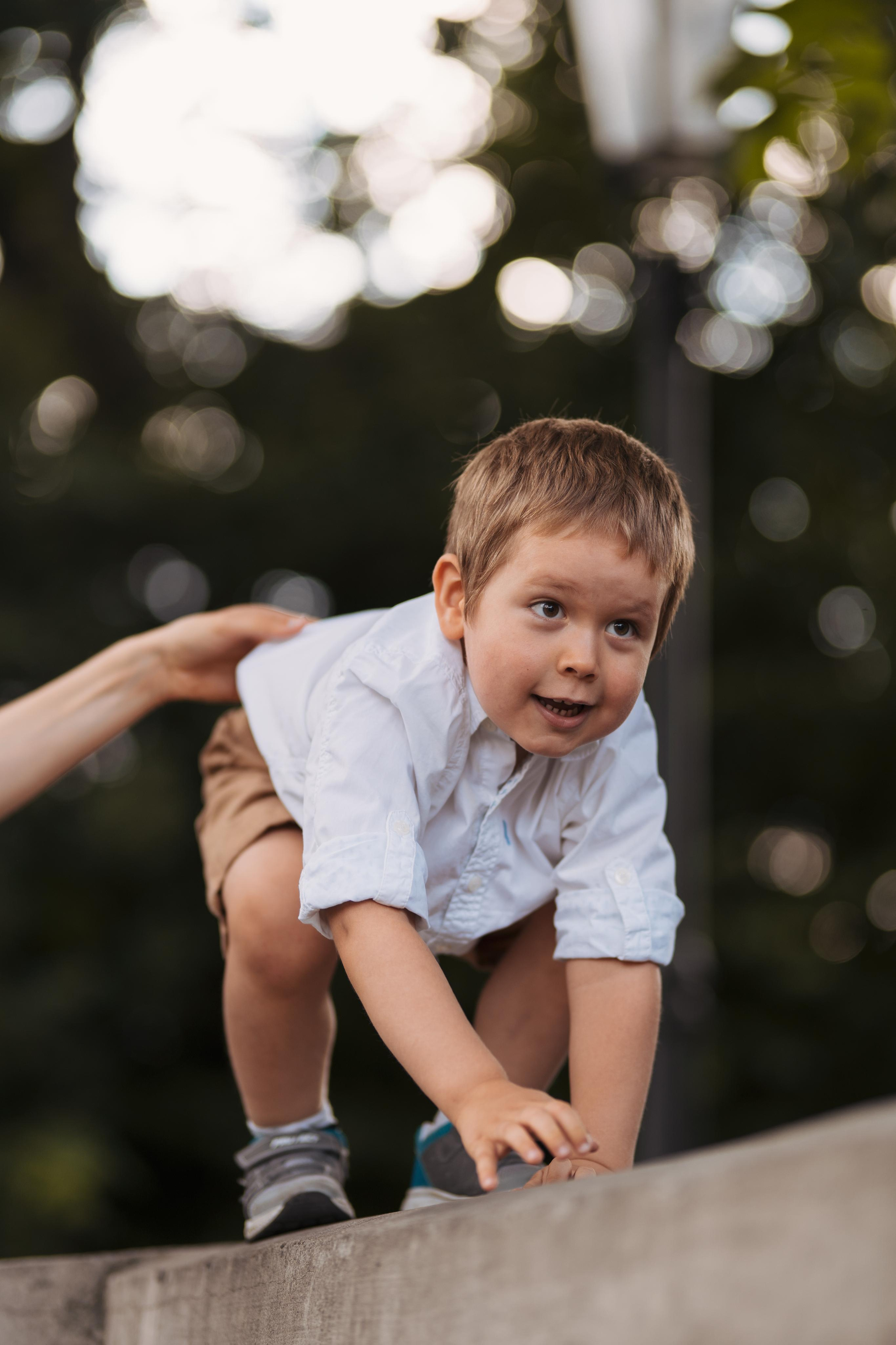 Mom and son photo session. Photographer in Madrid, Spain. Alyona Belyaninova