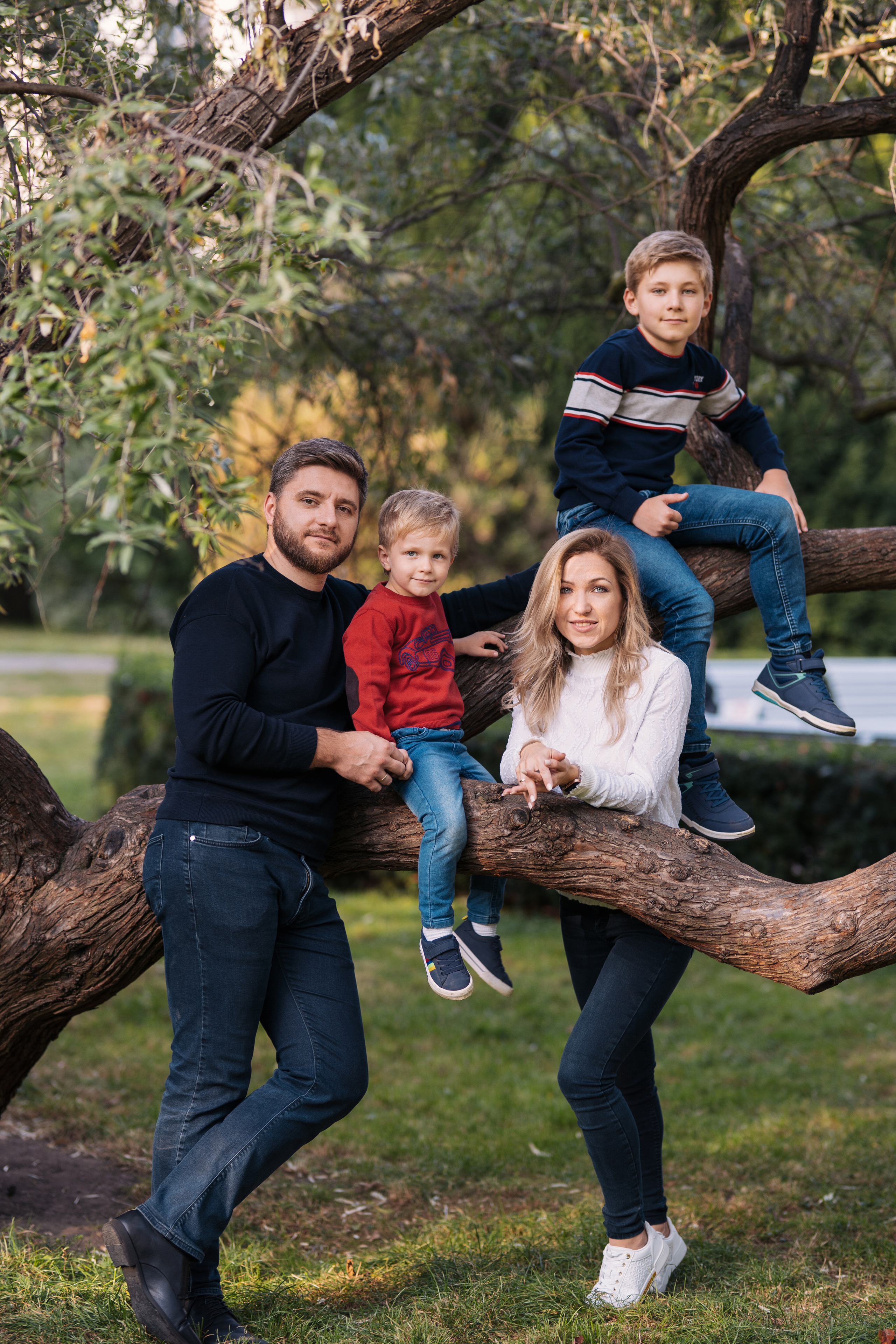 Family Portrait Photography Madrid. Photographer in Madrid, Spain. Alyona Belyaninova