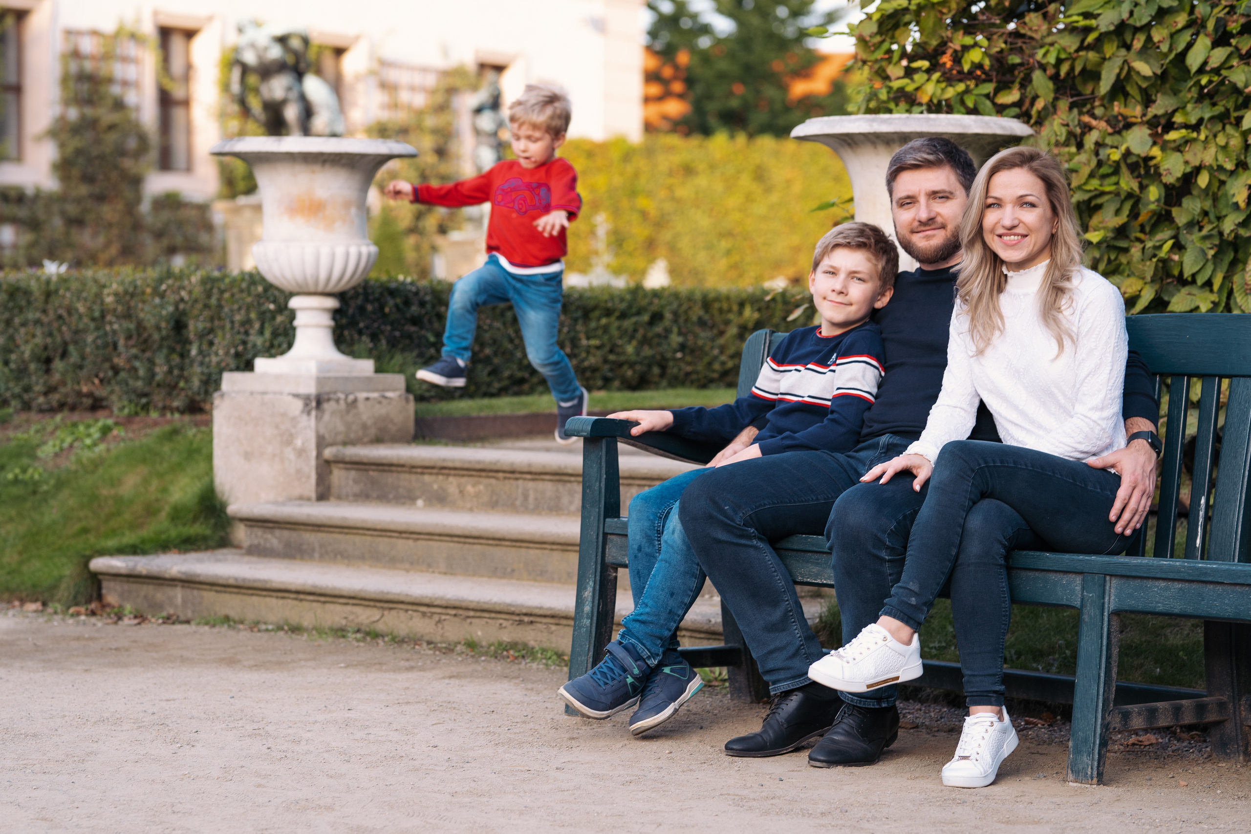 Family Portrait Photography Madrid. Photographer in Madrid, Spain. Alyona Belyaninova
