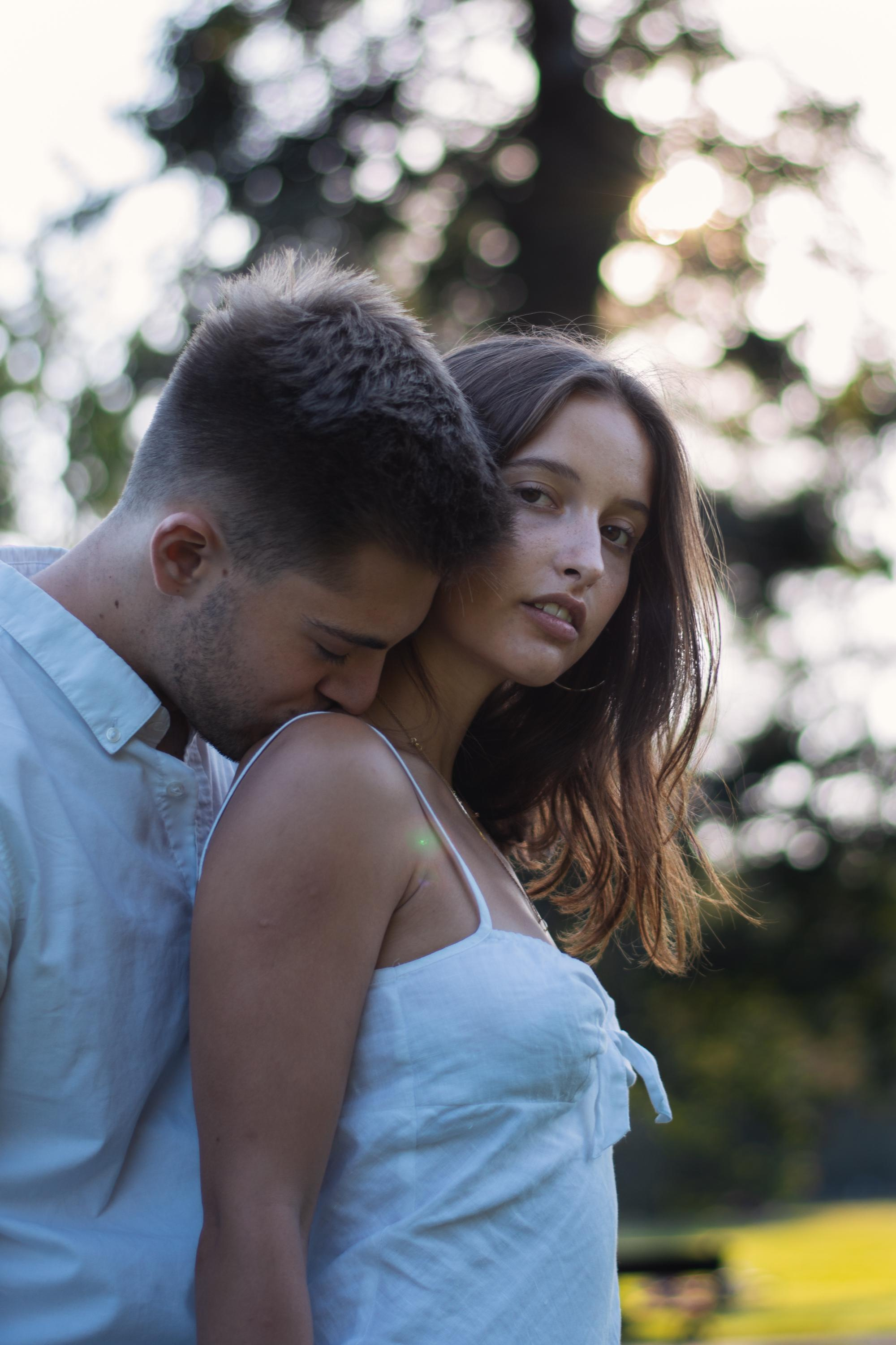 Fotógrafo de parejas en Madrid. Sesión de love story profesional. Sesión de retrato profesional. Fotógrafo en Madrid, España. Alyona Belyaninova