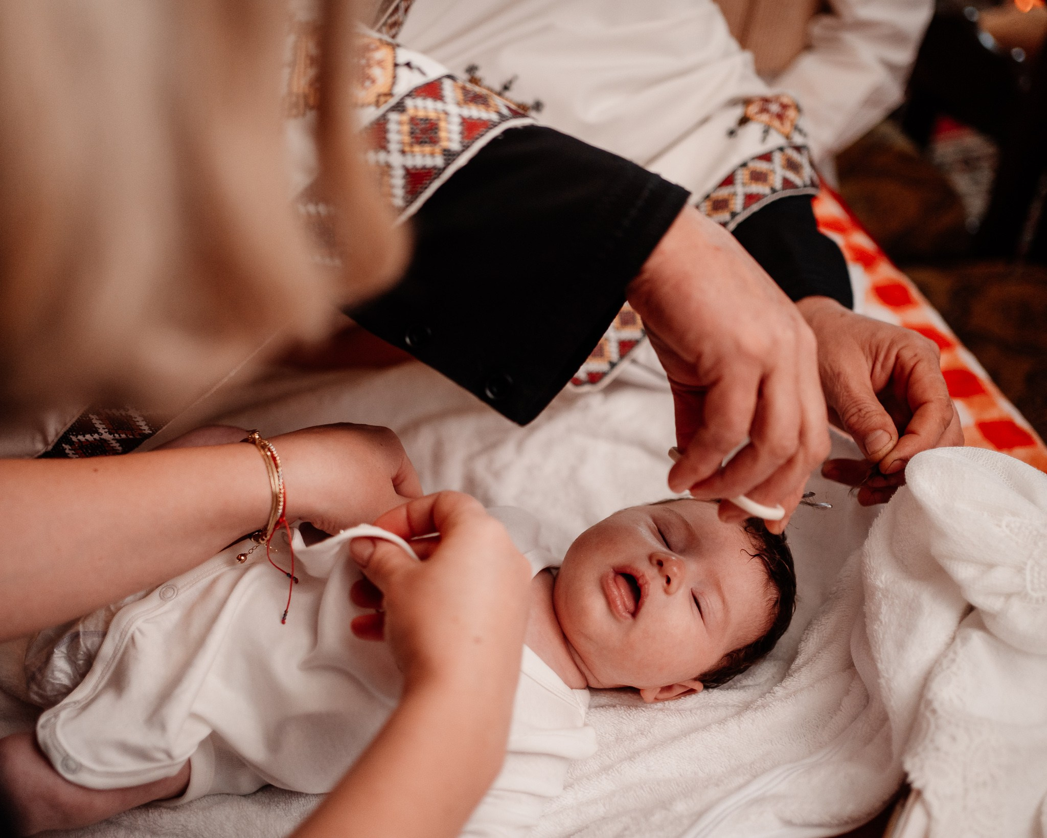 Fotograf de Botez în București- Mihai Popa Fotograf. Fotograf Nuntă & Botez București - Mihai Popa | Dincolo de oameni, imortalizez emoții!