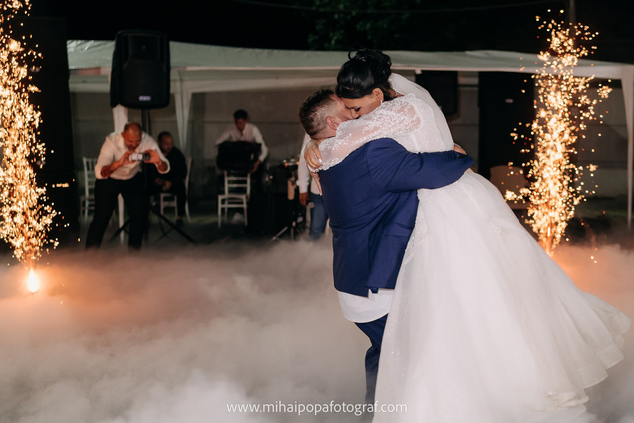 Fotograf de nuntă în Alexnadria | Mihai Popa Fotograf. Fotograf Nuntă & Botez București - Mihai Popa | Dincolo de oameni, imortalizez emoții!