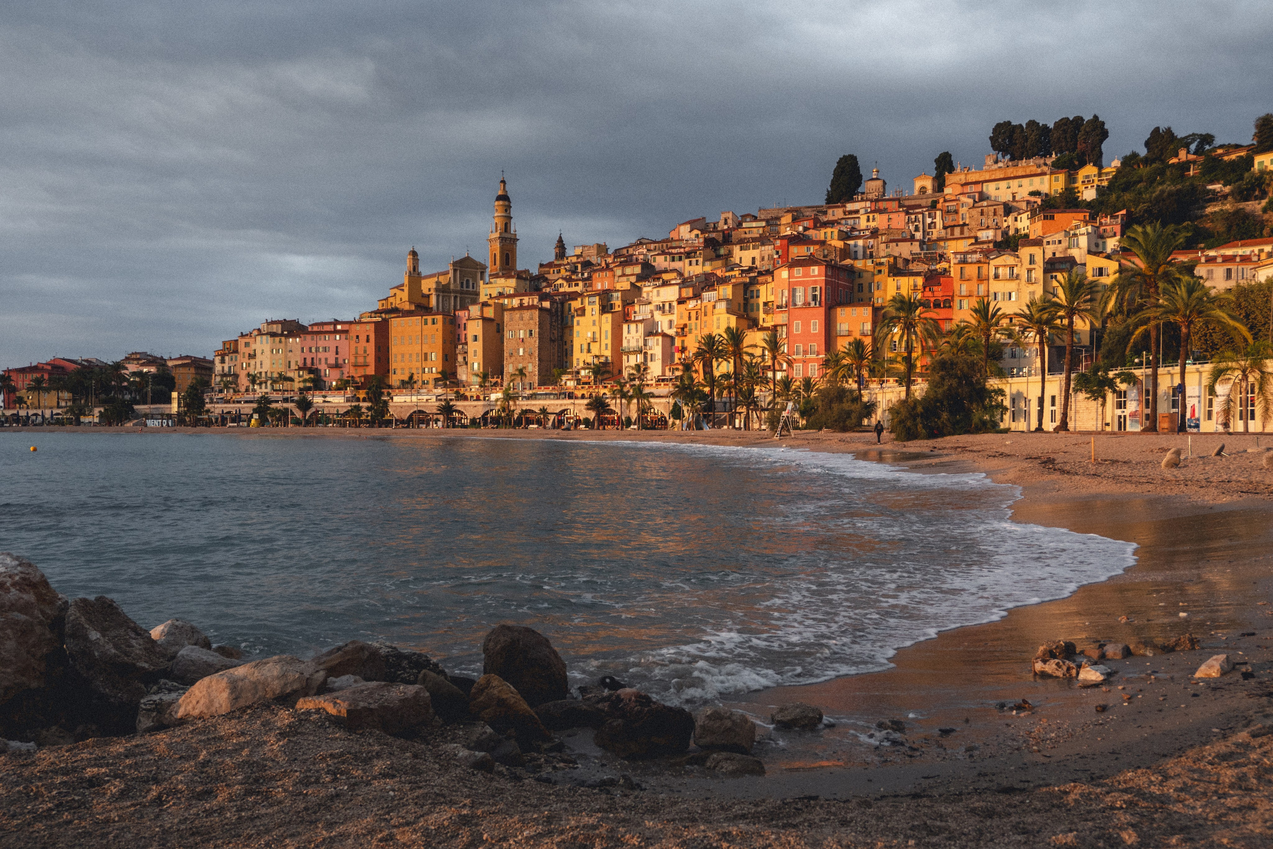 Lever de soleil à Menton. Семейный и детский фотограф на Лазурном Берегу
