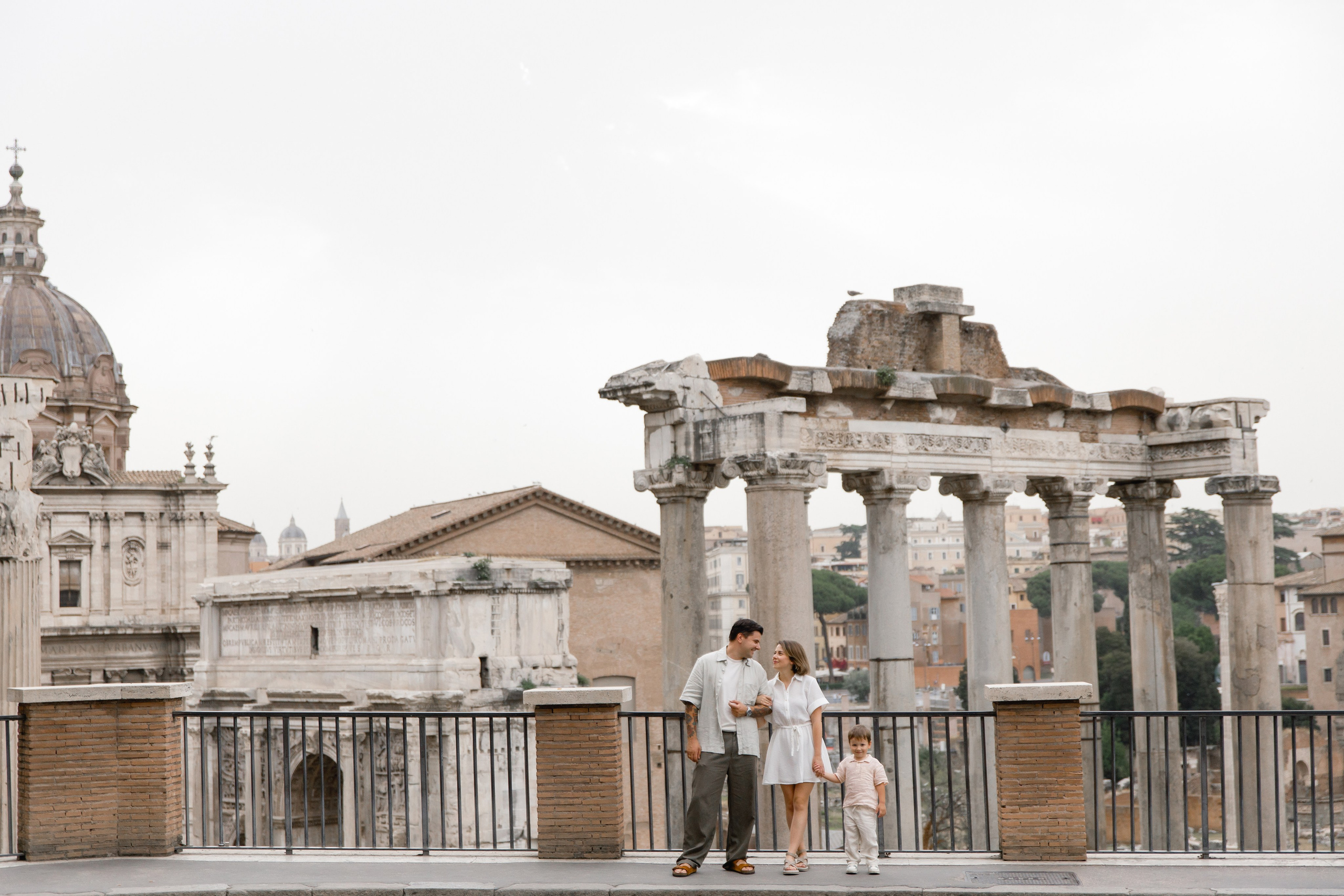 Wedding photographer Italy Rome, Tuscany, Lake Como, Sicily, Puglia. Wedding Photographer Rome Tuscany Como Sicily Puglia Amalfy Italy- Oksana Savenchuk