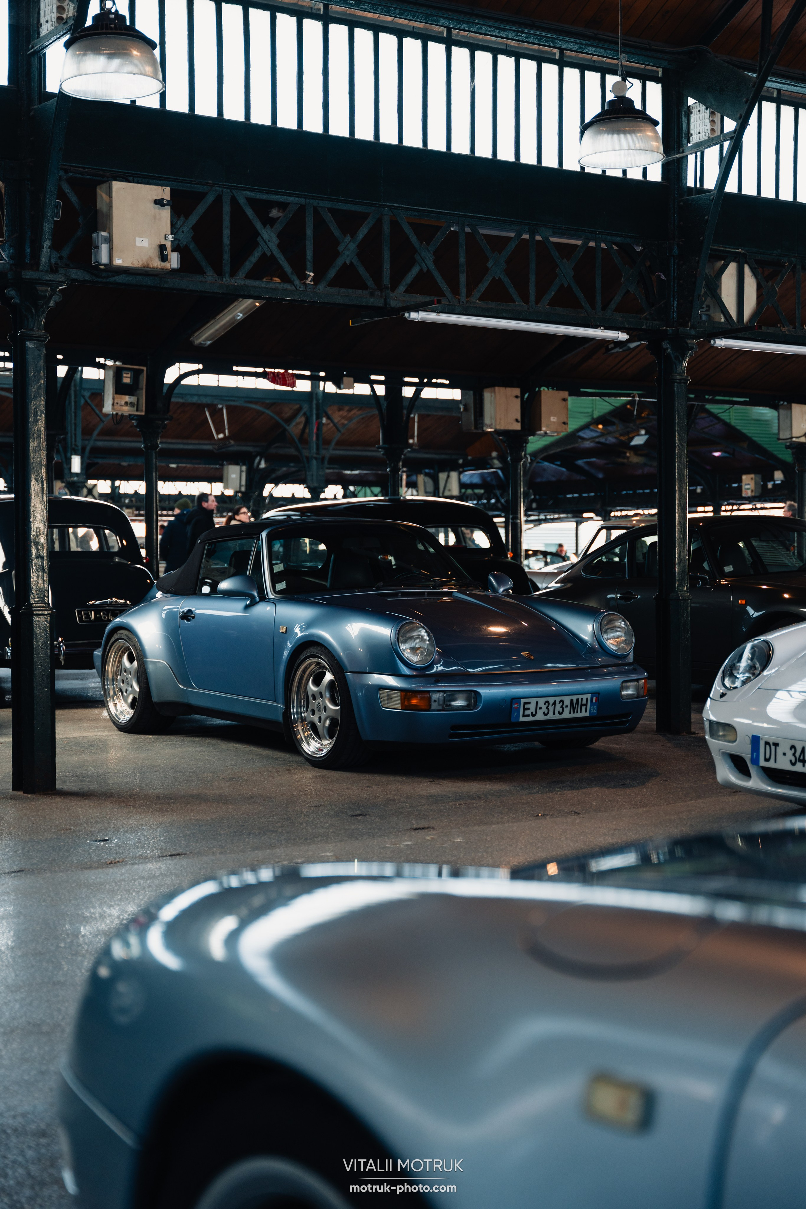 Rassemblement Colombes 16 fevrier 2025. Photographe de voitures à Paris — Vitalii Motruk