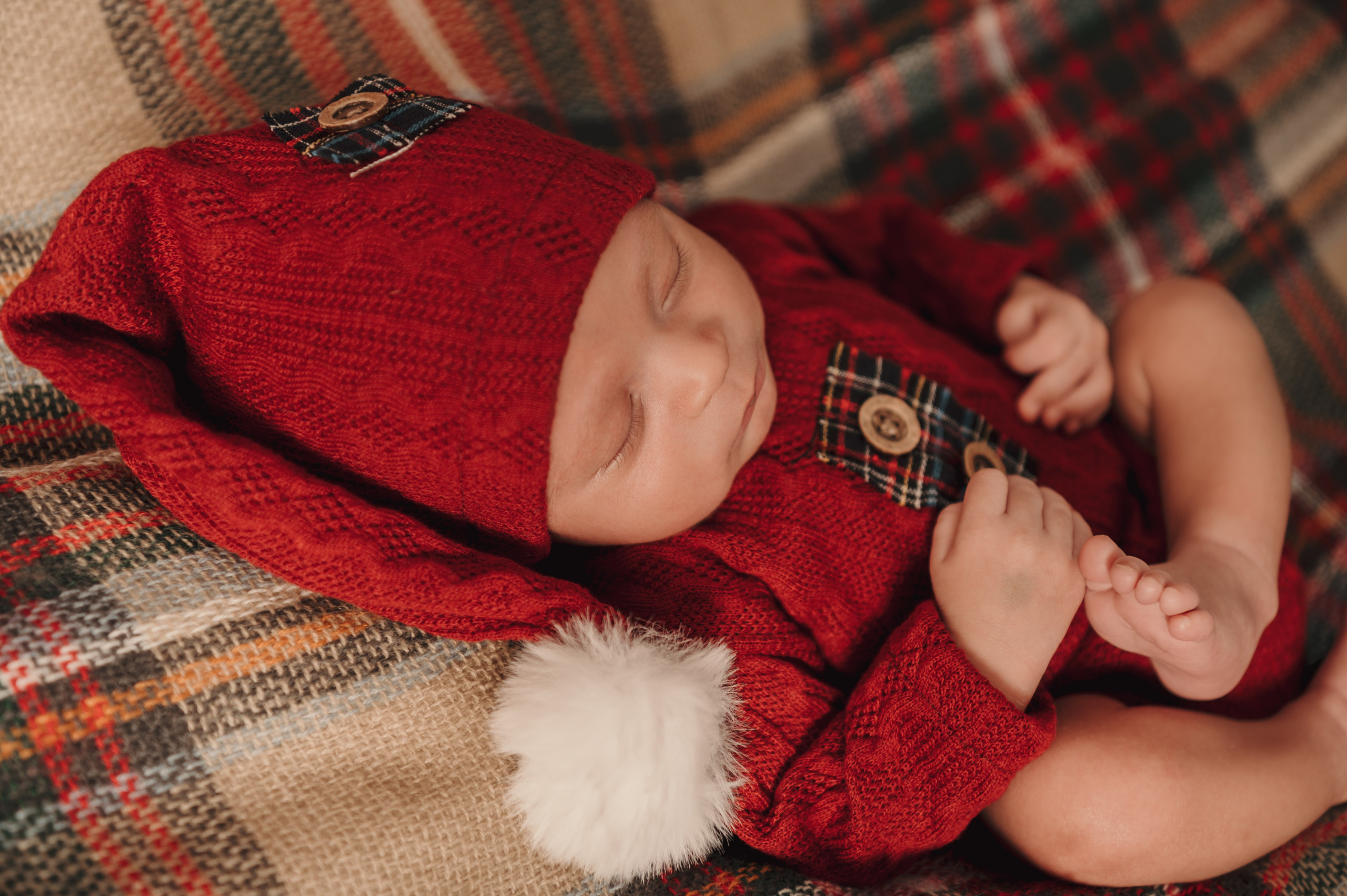 Samuel. Maternity Newborn and Family photographer Hamburg Claire Hambley