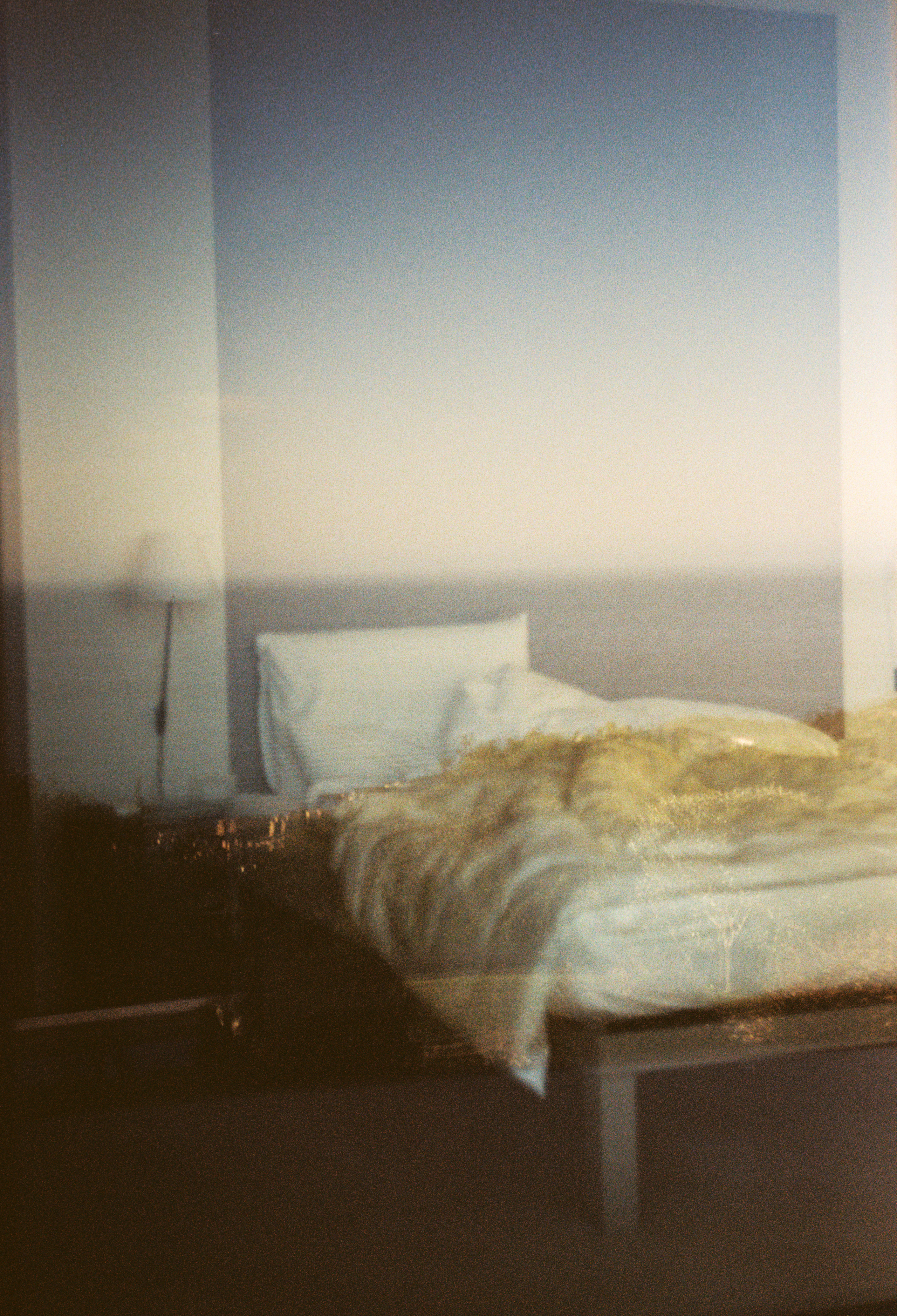 Welcome beyond. Ksenia Marchand/ Lifestyle photographer in Paris