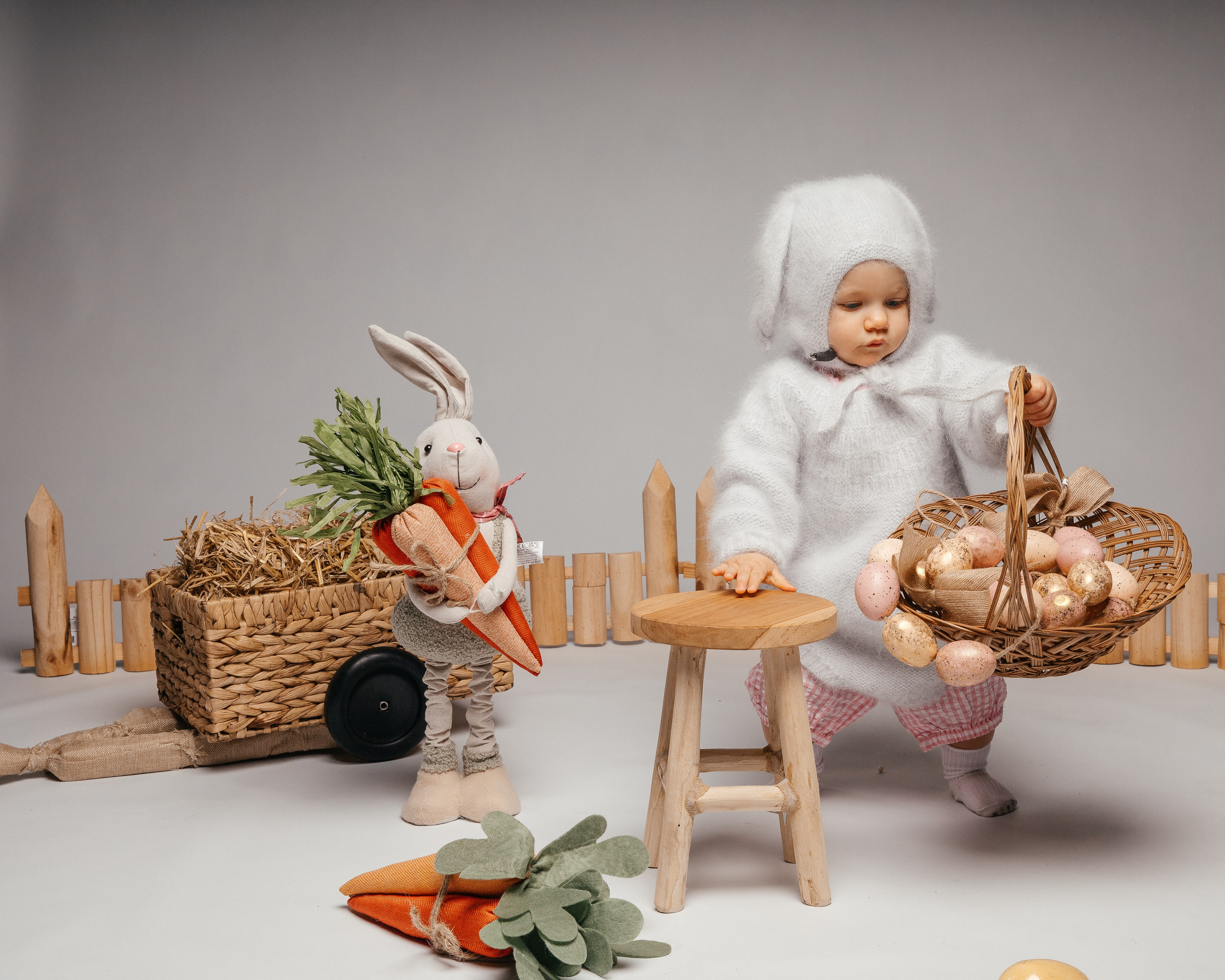 Easter Photoshoot. Https://valphoto.wfolio.pro/