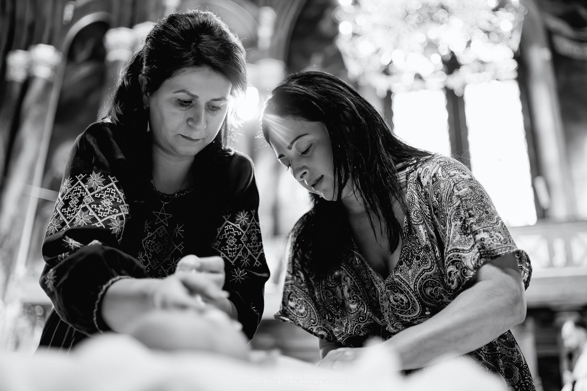 Fotograf de Botez în Bucuresti- Mihai Popa Fotograf. Fotograf Nuntă & Botez București - Mihai Popa | Dincolo de oameni, imortalizez emoții!