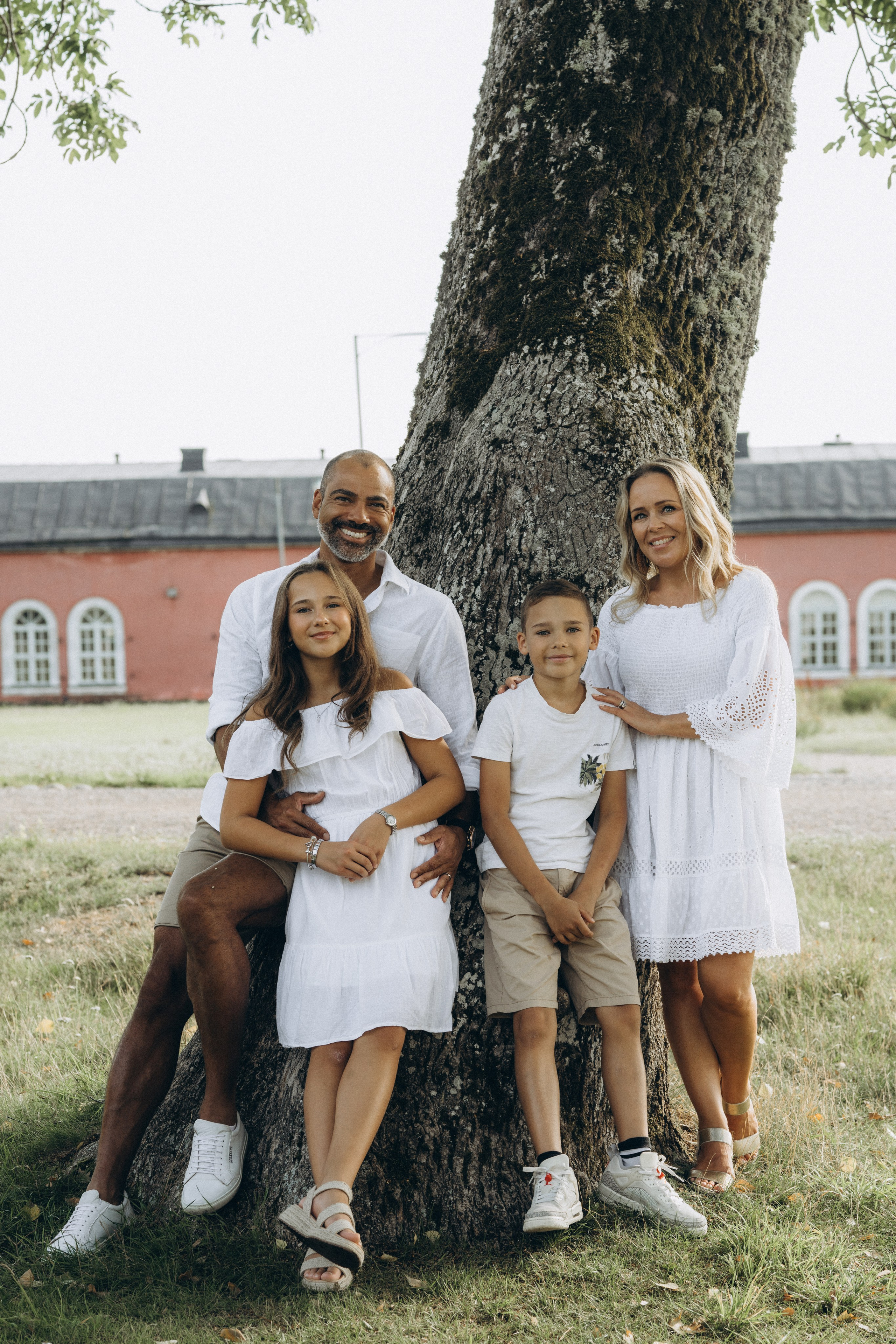 Suomenlinna. Wedding and portrait photographer in Helsinki Vickan O