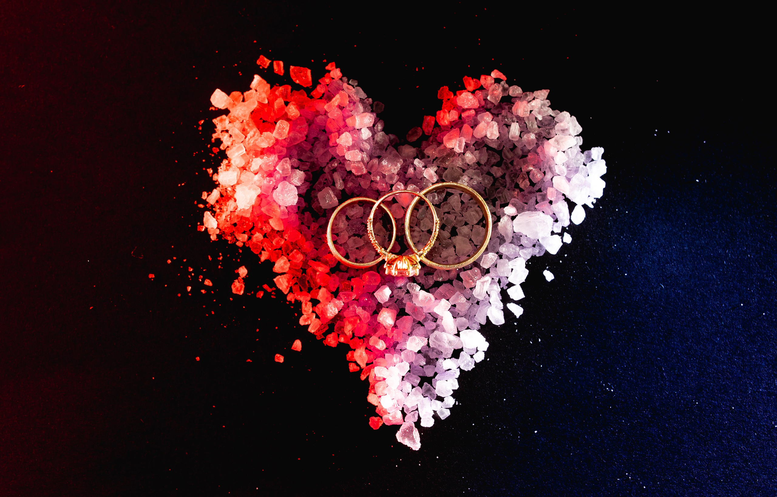 Detaliu cu verighetele mirilor – fotografie de nunta Codux