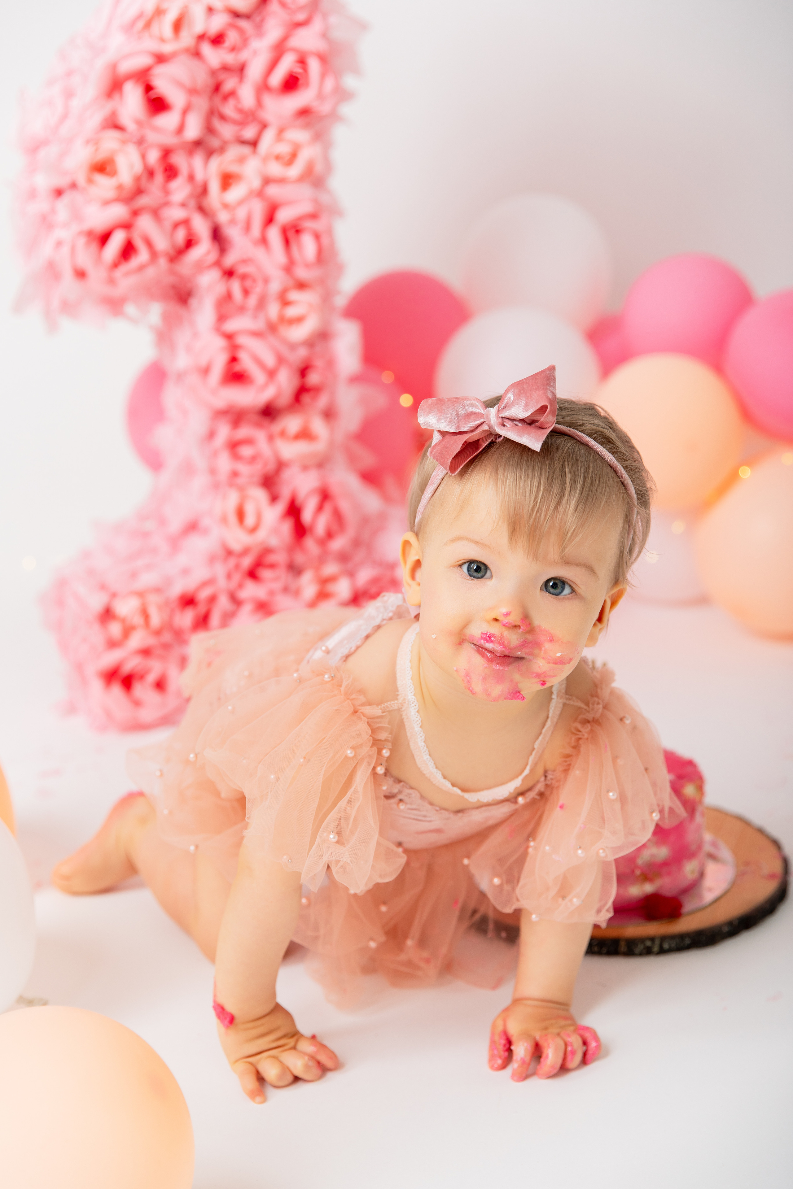 CAKE SMASH ja 1 V KUVAUKSET. Valokuvaaja Itä-Uudellamaalla Viktoria photography