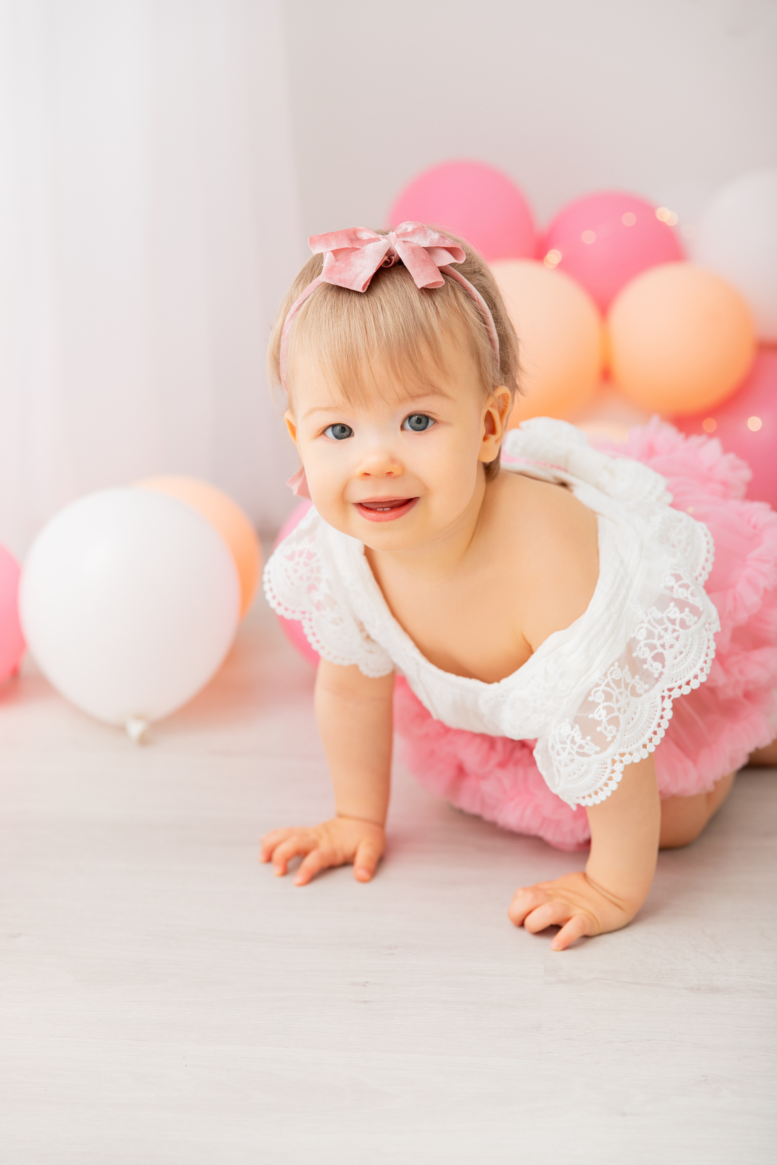 CAKE SMASH ja 1 V KUVAUKSET. Valokuvaaja Itä-Uudellamaalla Viktoria photography