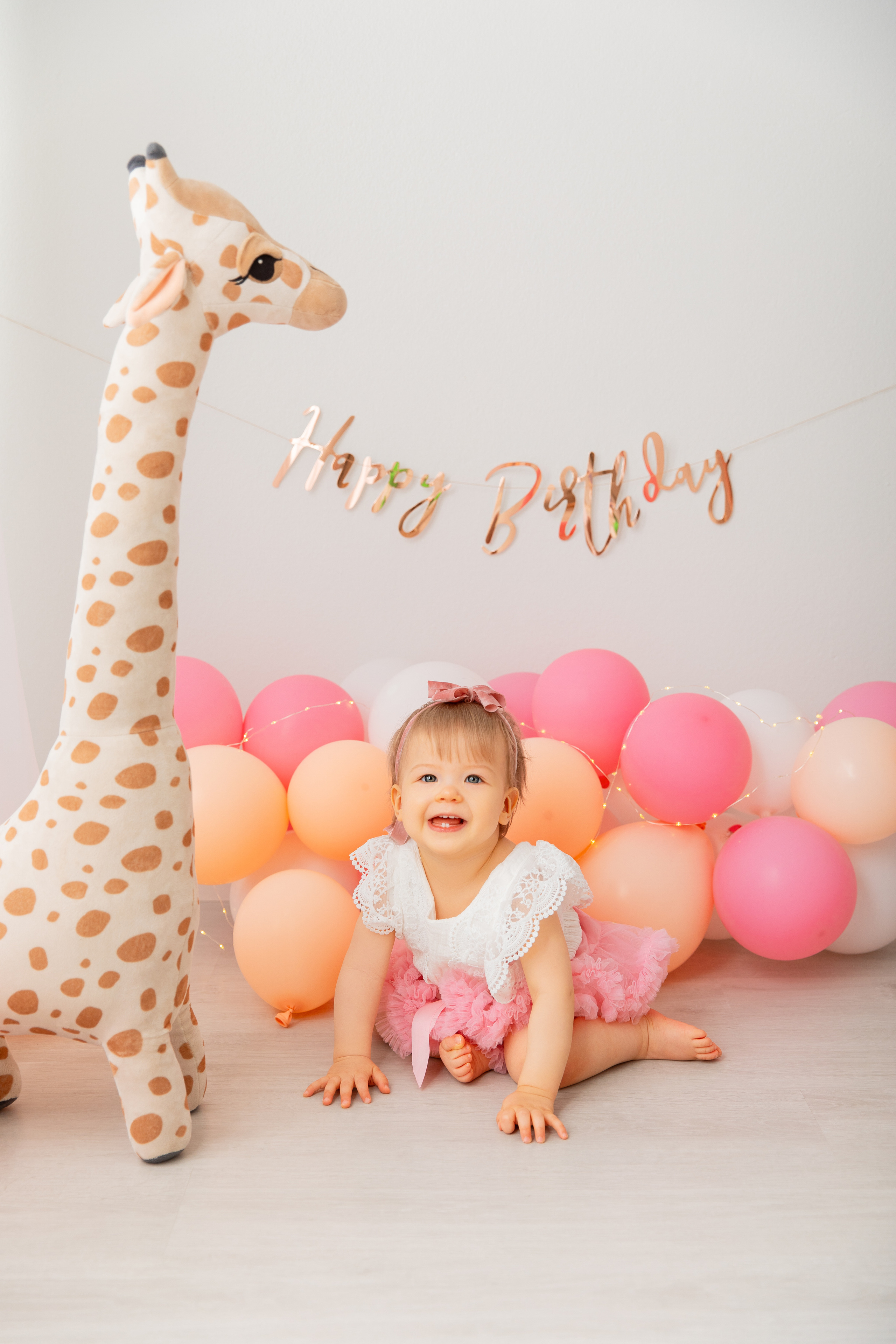 CAKE SMASH ja 1 V KUVAUKSET. Valokuvaaja Itä-Uudellamaalla Viktoria photography