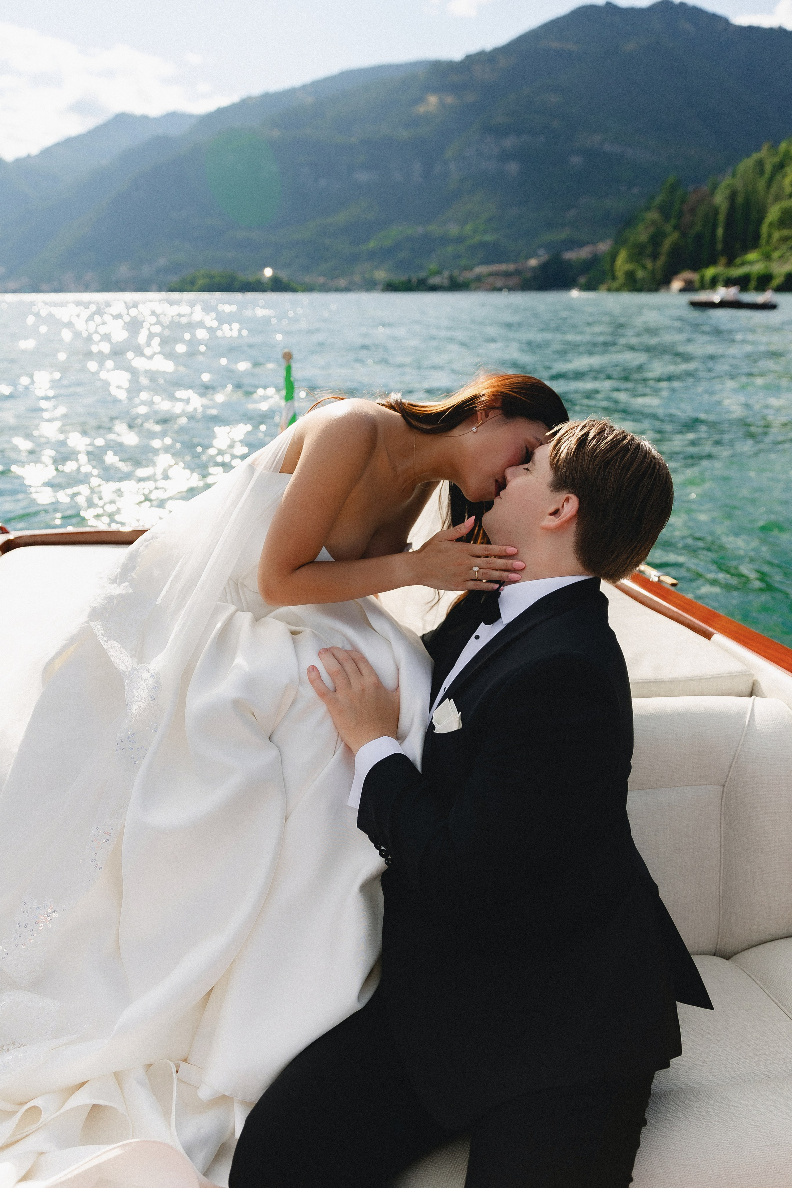Lily & Zach, Villa del Balbianello. Photographer in Italy Anna Linnik