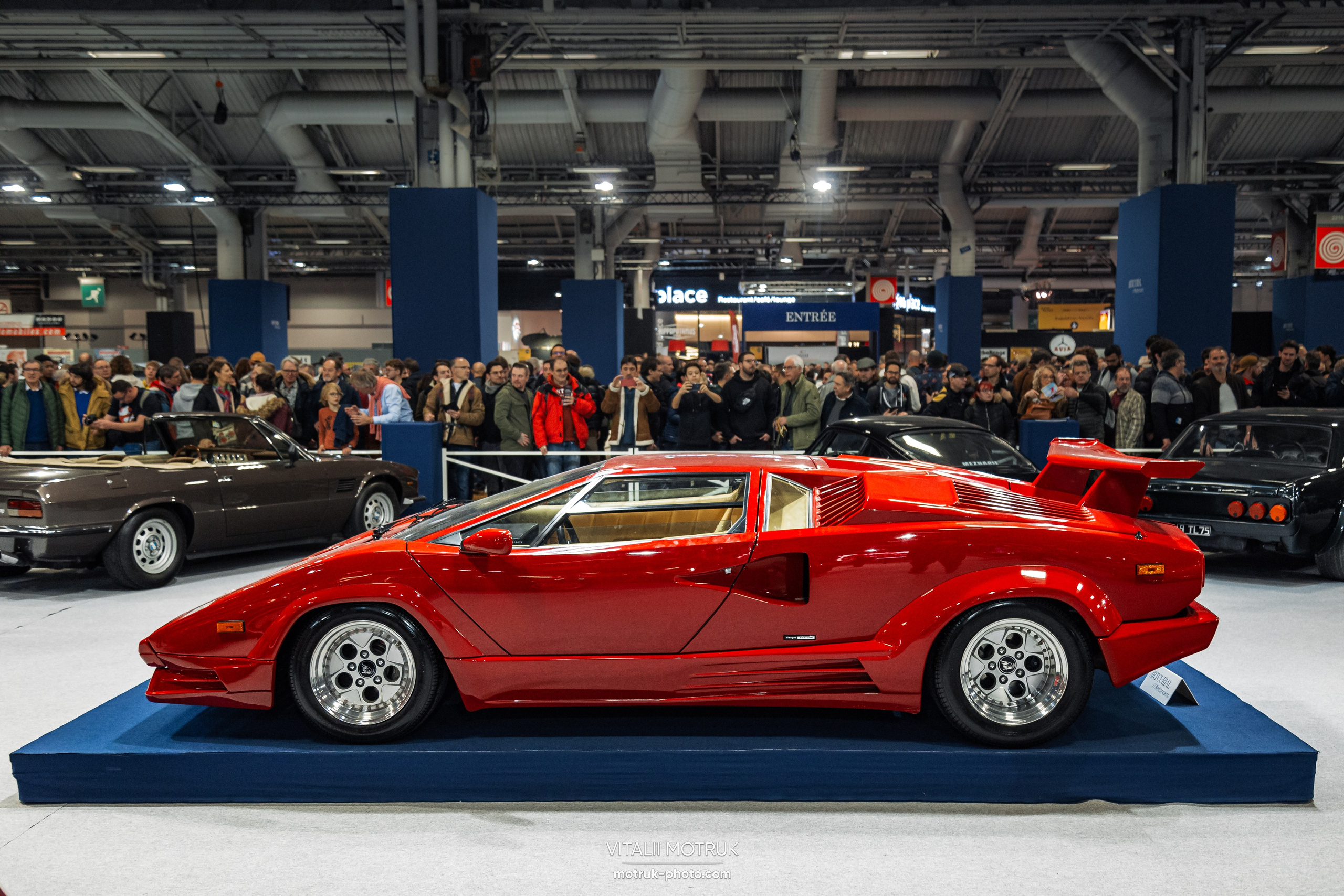 Retromobile. Photographer in Paris — Vitalii Motruk