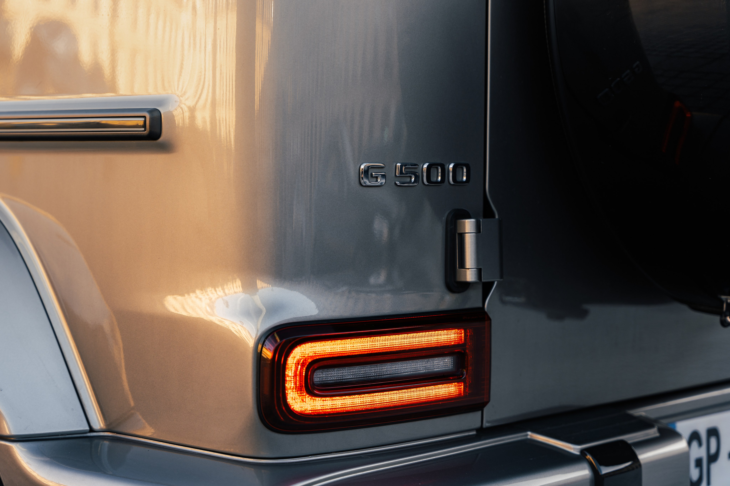 Mercedes Benz G500. Photographe de voitures à Paris — Vitalii Motruk