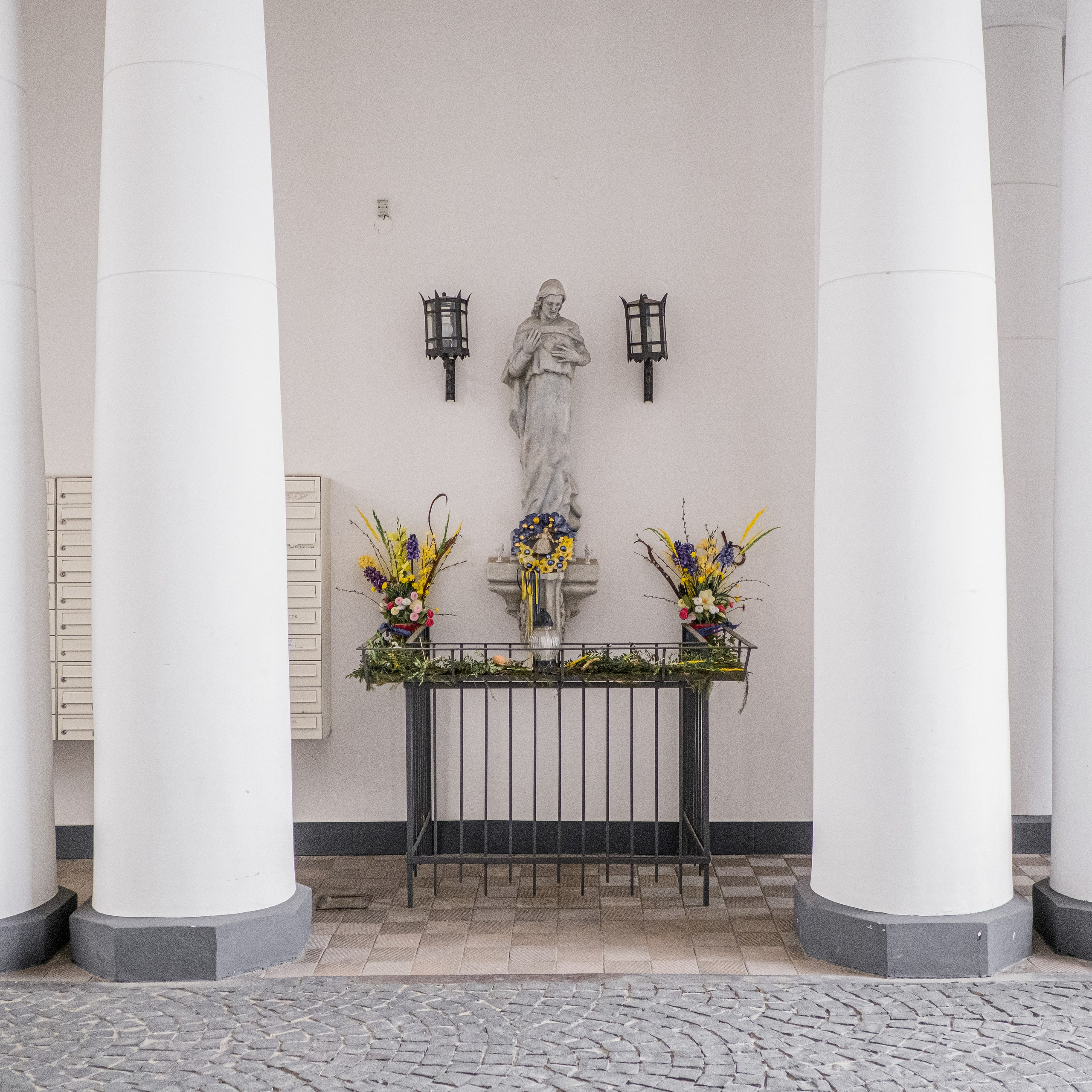 Kapliczki Warszawskie. Photographer Anastasiya Dubrovina