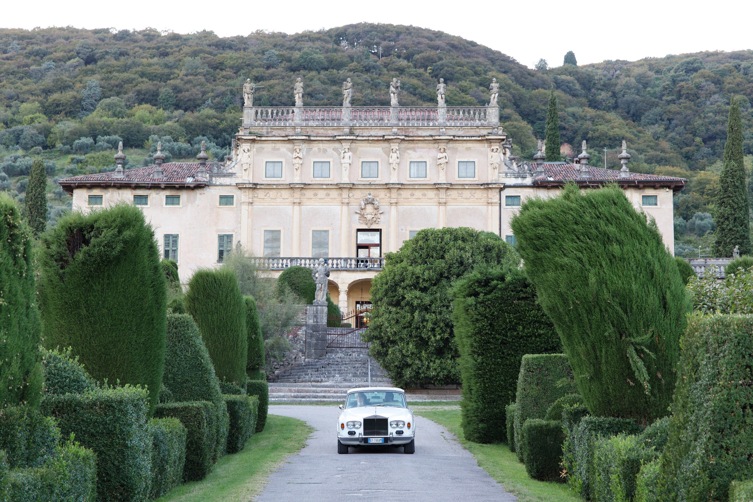 Wedding editorial at Villa Arvedi, Verona, Italy