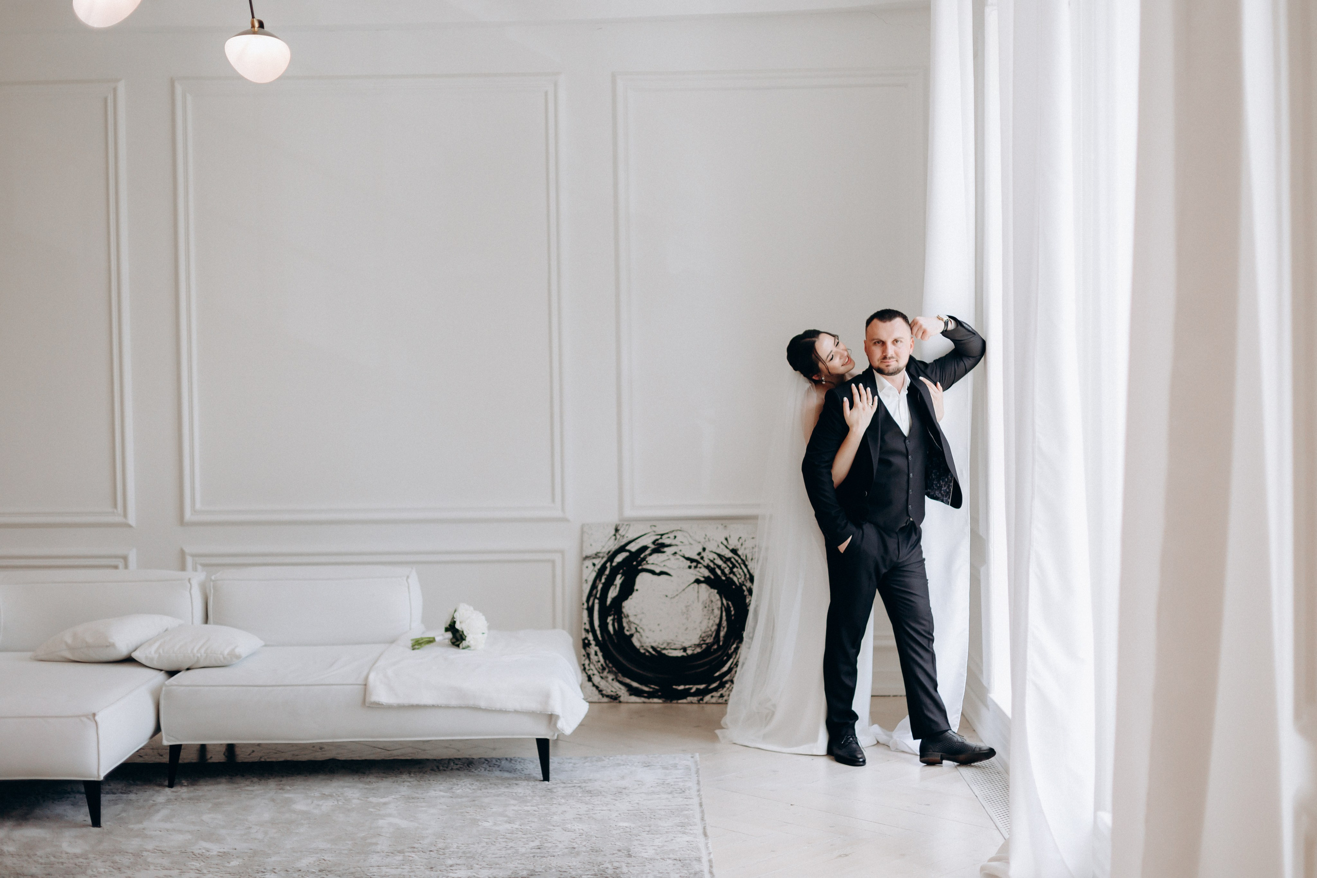 White Wedding. Wedding and Family Photograph