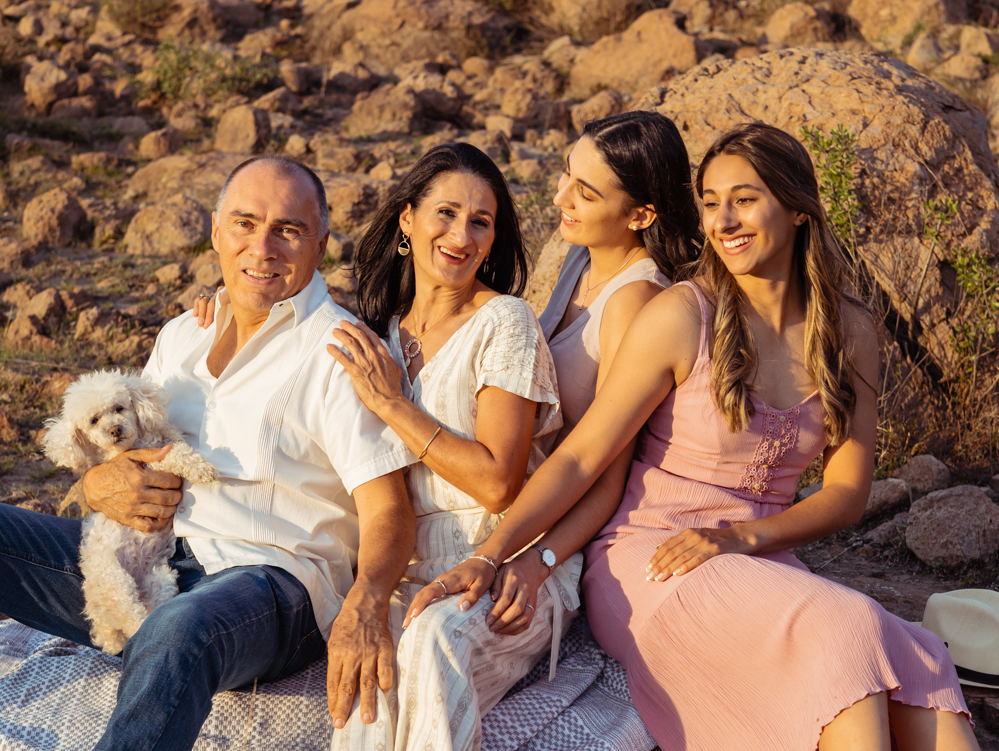 Family with adults children. Lifestyle and Family Photographer in Pisek Oxana Telupilova