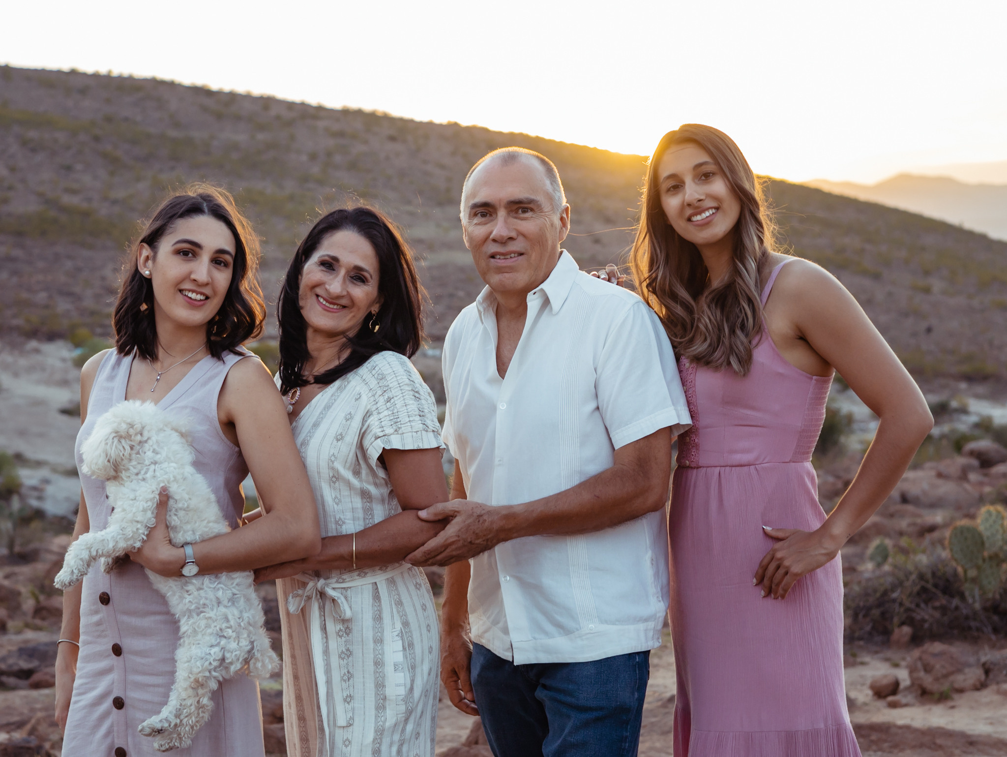 Family with adults children. Lifestyle and Family Photographer in Pisek Oxana Telupilova