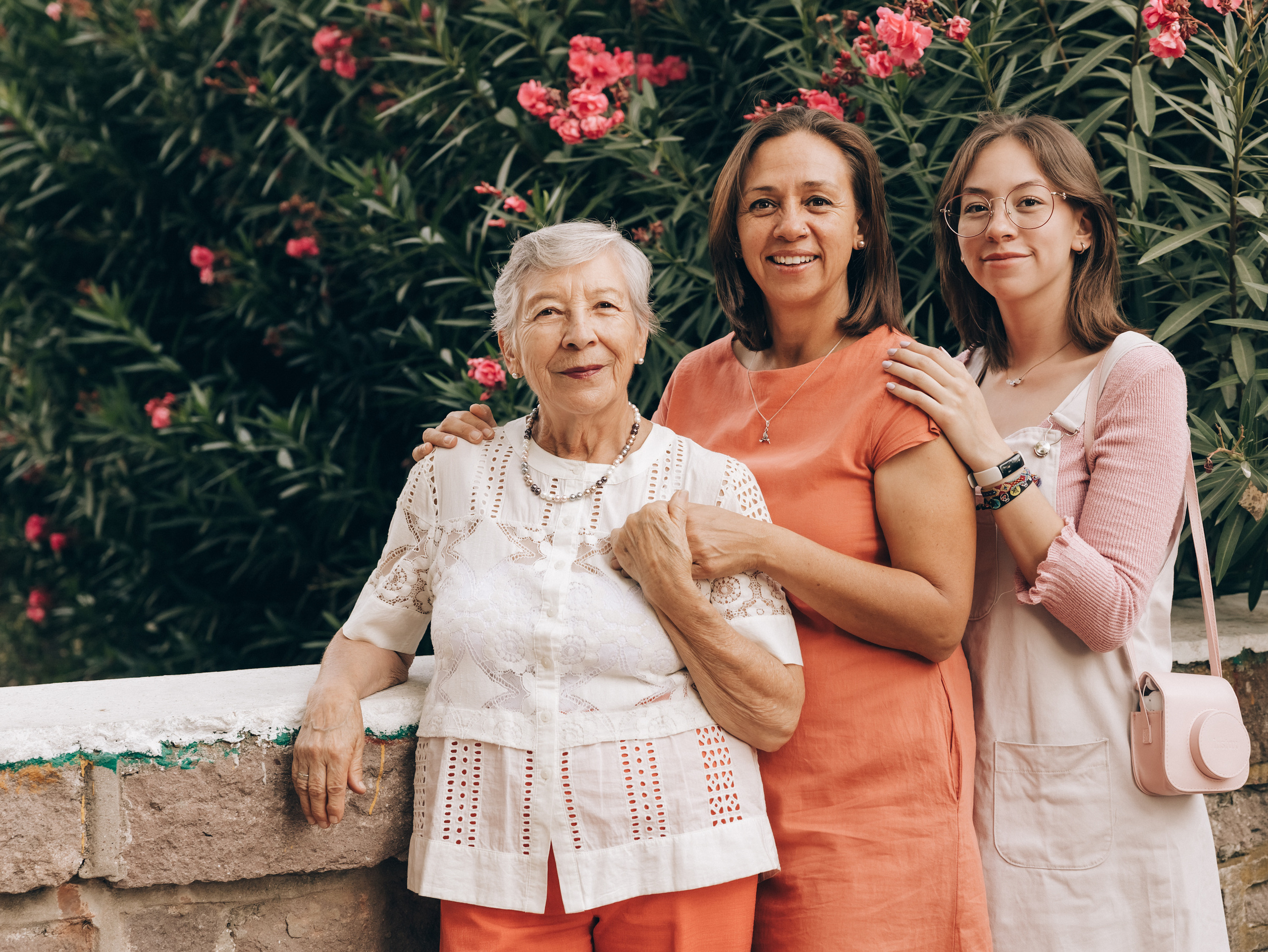 Three Generation Of Women. Lifestyle and Family Photographer in Pisek Oxana Telupilova