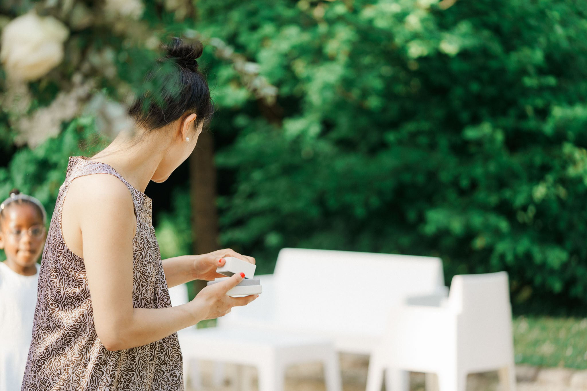 K& F, destination wedding photographer in L’Orangerie de l’Orée du Bois, France