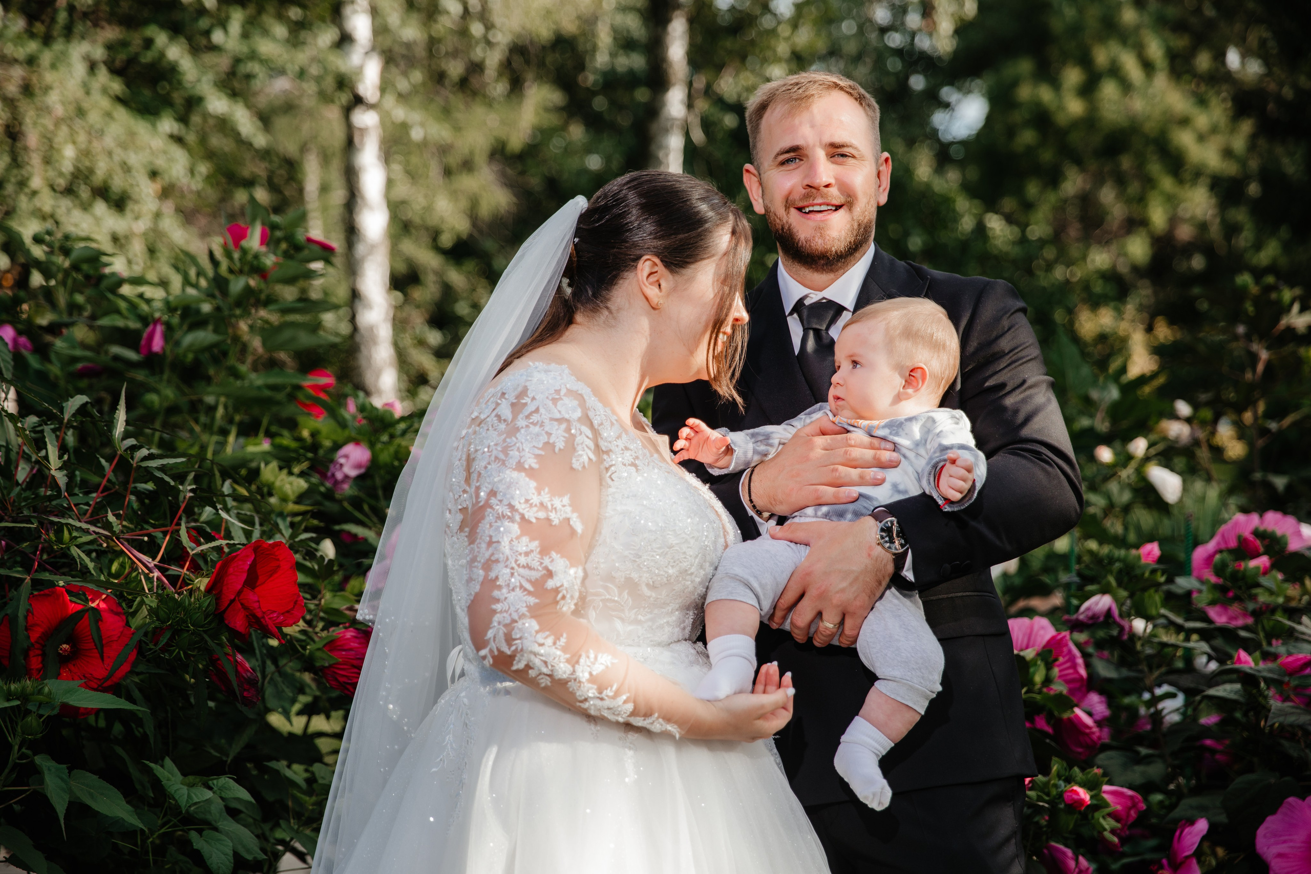 servicii foto. servicii foto Botoșani. servicii foto video Botoșani. fotograf nunta. fotograf evenimente. fotograf nunta Botoșani. Alin chirila. Alin chirila fotograf. Alinofotostudio.- Mire și mireasă – Sergiu & Liliana – ziua nunții, 2024  - Emoții în ziua nunții – Sergiu și Liliana  - Dansul mirilor – fotografie artistică nuntă 2024  - Sedinta foto romantică în natură – Sergiu & Liliana  - Rochia de mireasă și detalii de nuntă elegante