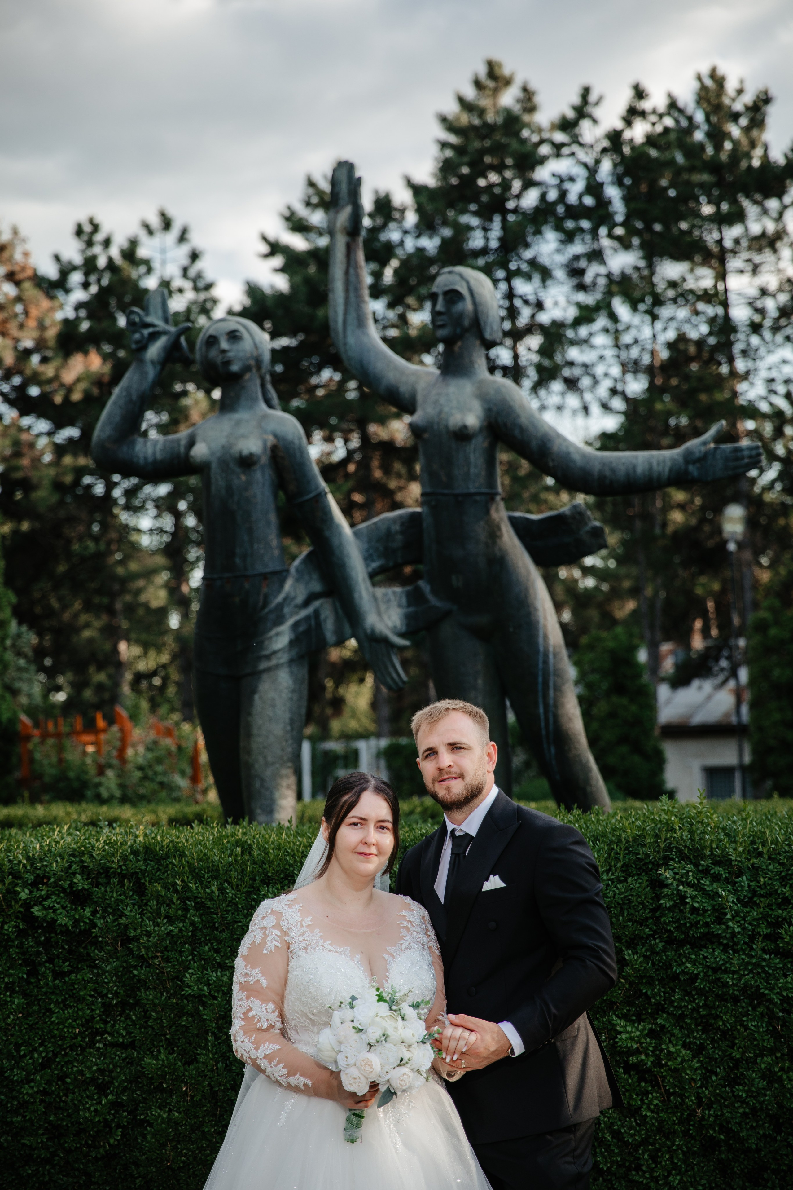 servicii foto. servicii foto Botoșani. servicii foto video Botoșani. fotograf nunta. fotograf evenimente. fotograf nunta Botoșani. Alin chirila. Alin chirila fotograf. Alinofotostudio.- Mire și mireasă – Sergiu & Liliana – ziua nunții, 2024  - Emoții în ziua nunții – Sergiu și Liliana  - Dansul mirilor – fotografie artistică nuntă 2024  - Sedinta foto romantică în natură – Sergiu & Liliana  - Rochia de mireasă și detalii de nuntă elegante