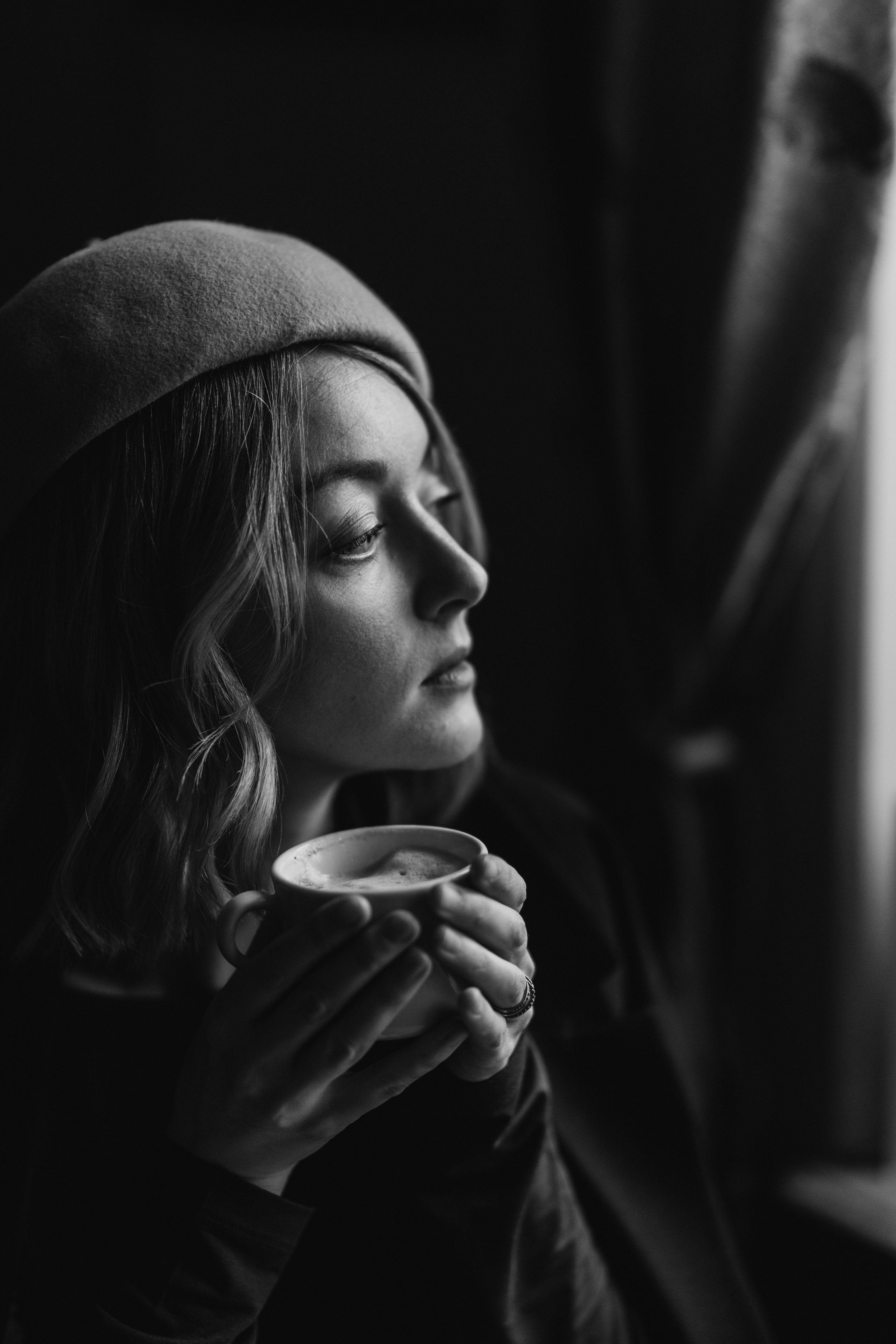 Woman phoshoot. Wedding and portrait photographer in Helsinki Vickan O