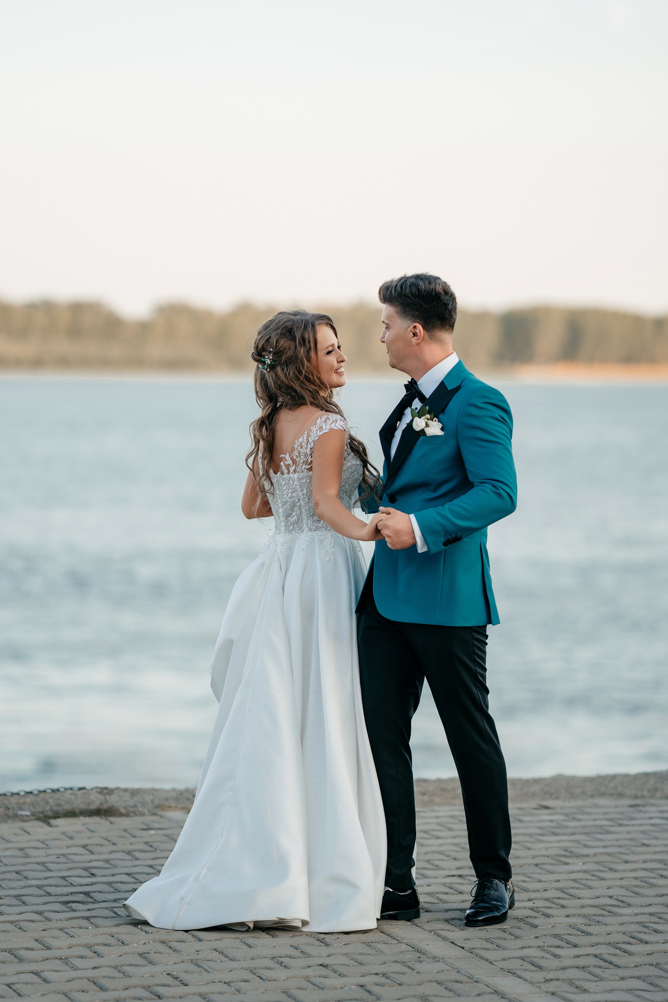 Diana & Daniel. Raw Studio. Fotograful tau de nunta!