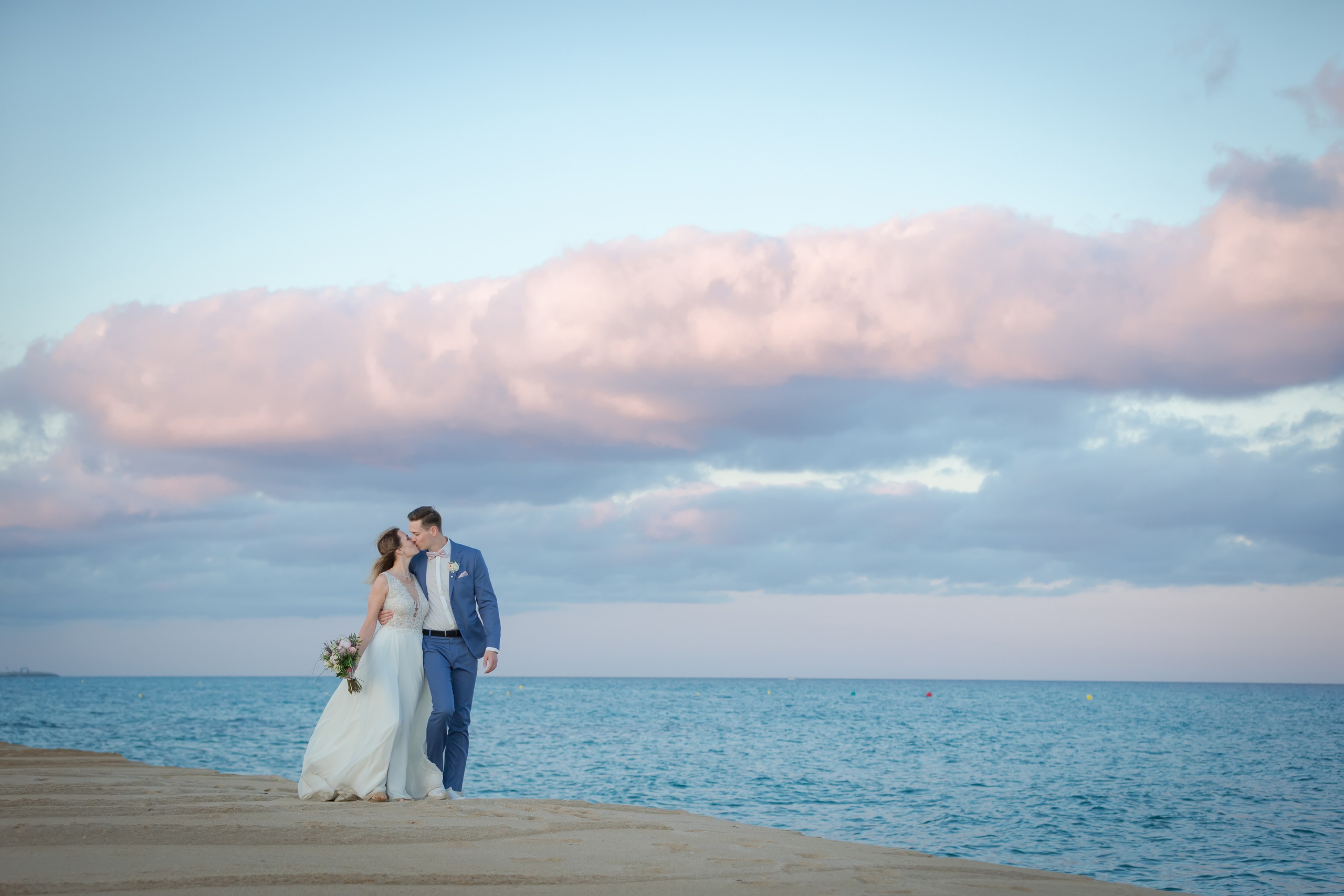 Hochzeitsfotograf Deutschland – Emotionale Fotos. Fotograf Sergej Nevelskij in Dortmund — Emotionale Hochzeitsfilme, Immobilienaufnahmen & individuelle Fotobücher