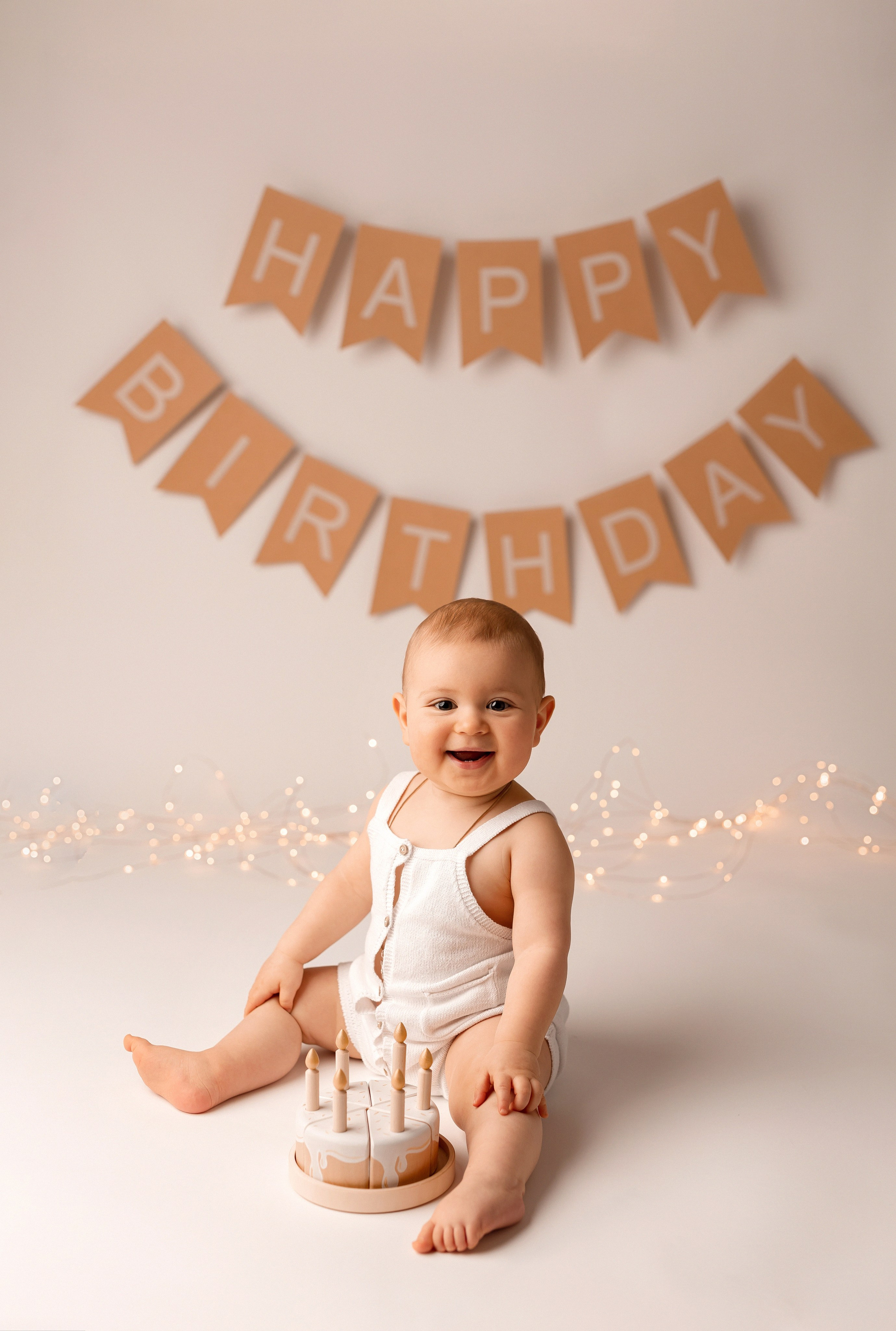 Cake Smash. NEUGEBORENEN und BABY Fotografin in WIEN und Umgebung