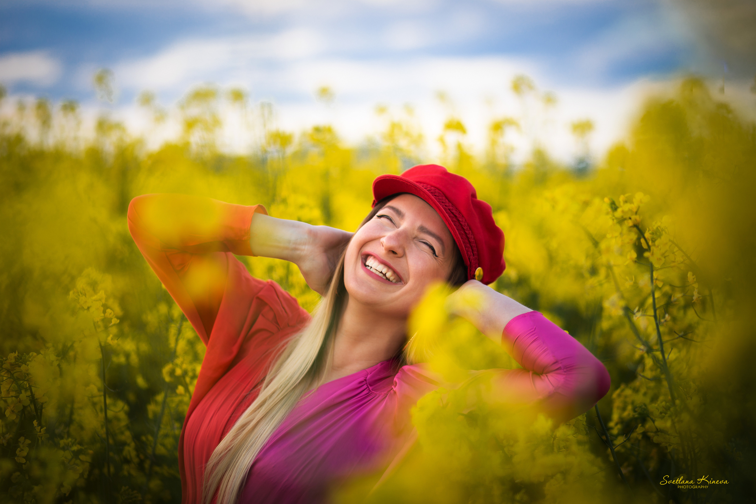 Фотосесия в лавандула,. Фотограф Бургас. Фотосесии в студио и на открито, портрети, заснемане